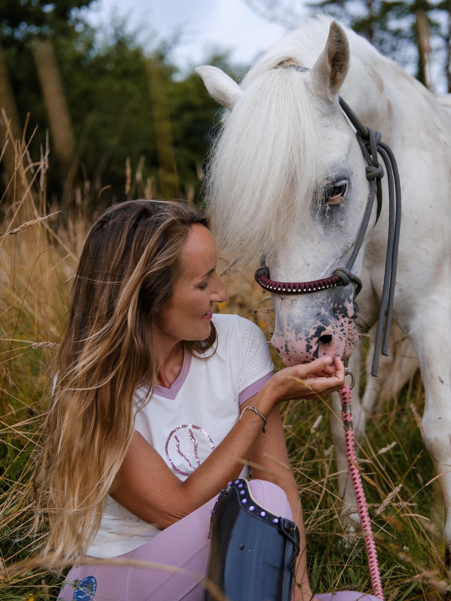 @su_mugak con nuestro set Lavanda, suave, fresco, primaveral 💜
@su_mugak in our Lavanda set, soft, fresh, spring ready 💜
#dressage #spring #primavera #pinklavanda #equestrianset
