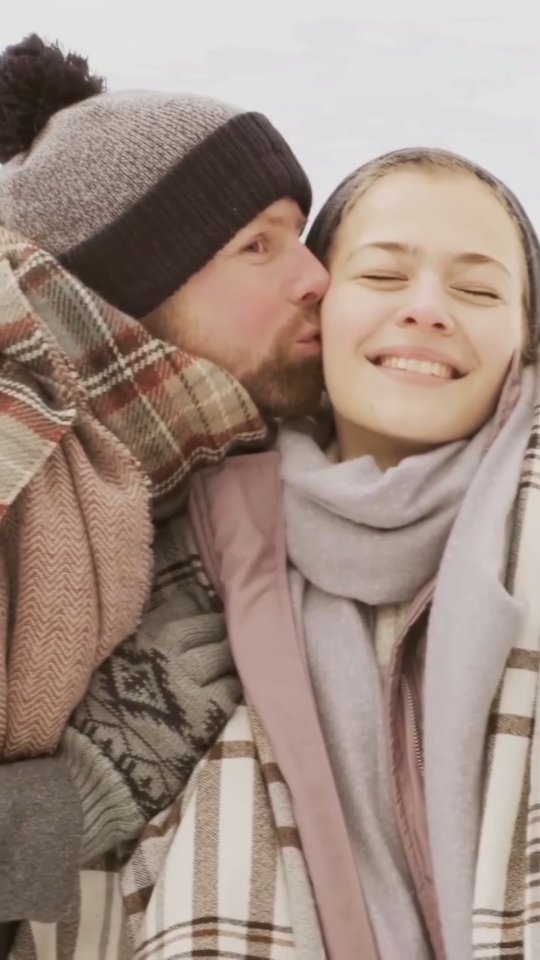 El hilo invisible que nos conecta 🤍
#bienestaremocional
#crecerencompañia
#amorseguro
#psicologia