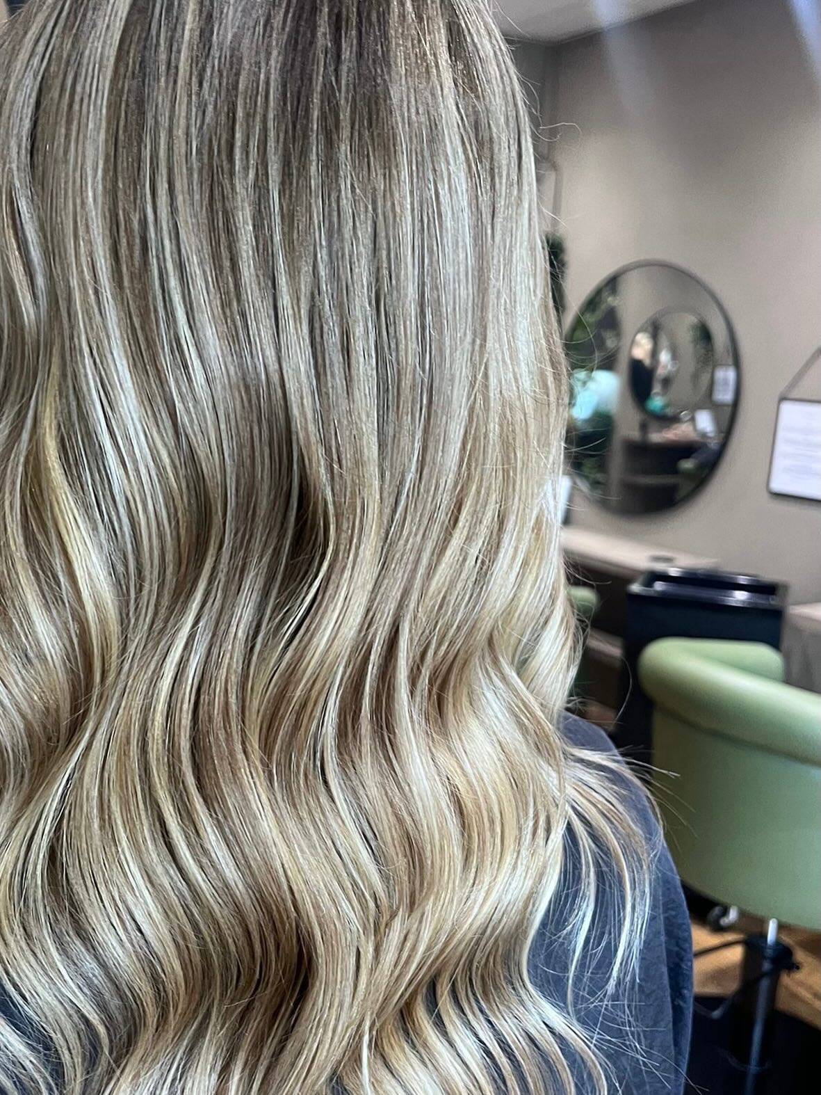 How is this the same head of hair ? 😍😱
What a stunning transformation by our graduate stylist Belle ! 🙌🏼 swipe to see the before
Belle has thrown herself into her work with confidence and an eagerness to achieve the most beautiful transformations for her guests
Belle”s diary is now open for bookings - we just know she is going to be very popular 😍🙌🏼
#hairtransformation #balayagespecialist #hairstylist