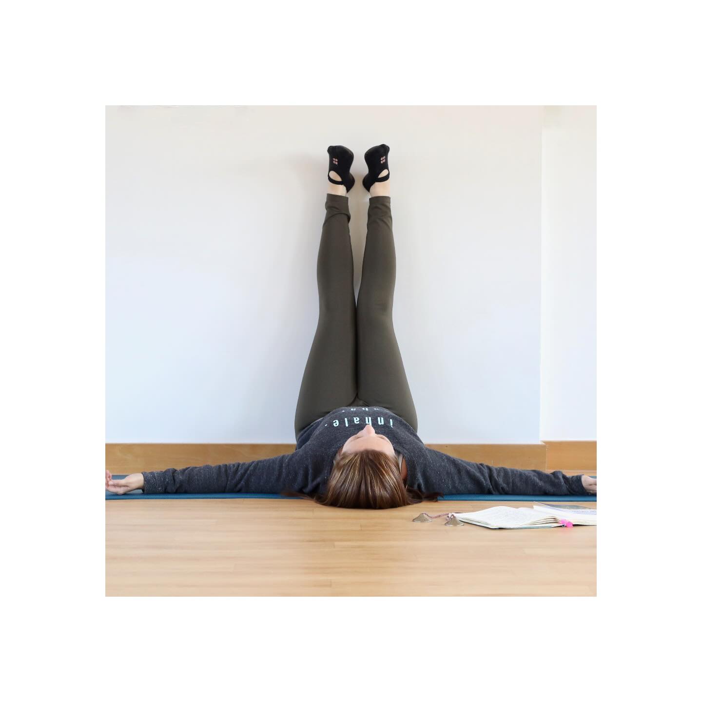 Yoga can be such a lovely way to support circulation and bring a sense of lightness back into the body.
Gentle movement, stretching, and mindful breathing all help encourage blood flow, which can leave you feeling more energised and less heavy, especially if you spend long periods sitting or standing.
One of my favourite simple poses for this is legs up the wall. Elevating the legs can help ease feelings of heaviness, encourage circulation, and at the same time create a real sense of calm and relaxation.
Sometimes just a few quiet minutes can make a noticeable difference 🌿