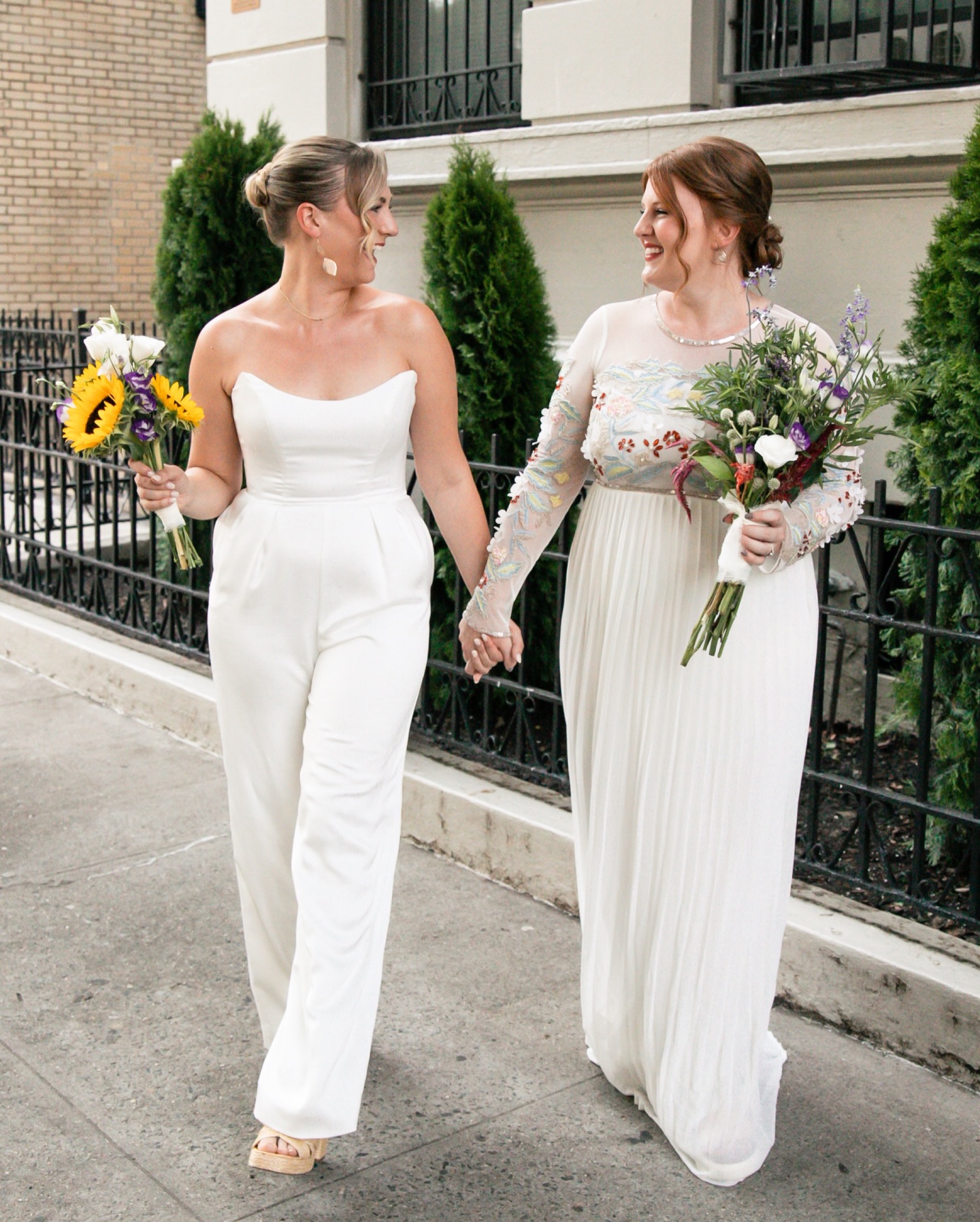 Featuring Kay Veda Brides
❤️🧡💛💚🩵💙💜🩷
Beauty with @kayveda_bridal
HMU: @kayveda_bridal
Photography: @fortyninthstreet
#brides #bridalinspiration #bridalhairandmakeup #pride #nycbride