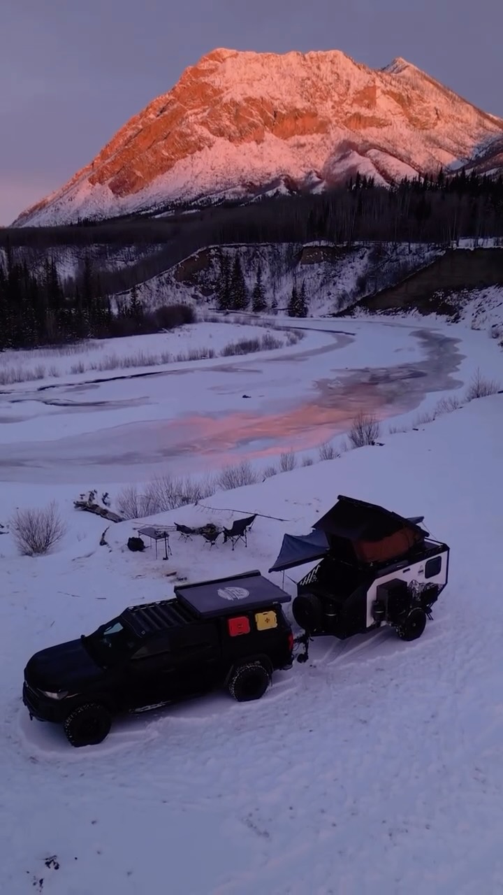 Chasing sunsets and collecting adventures.
Out here, there are no bad days. 🌄
#tacticaloverland #overlandlife #adventuretrailer #adventureawaits #campinglife