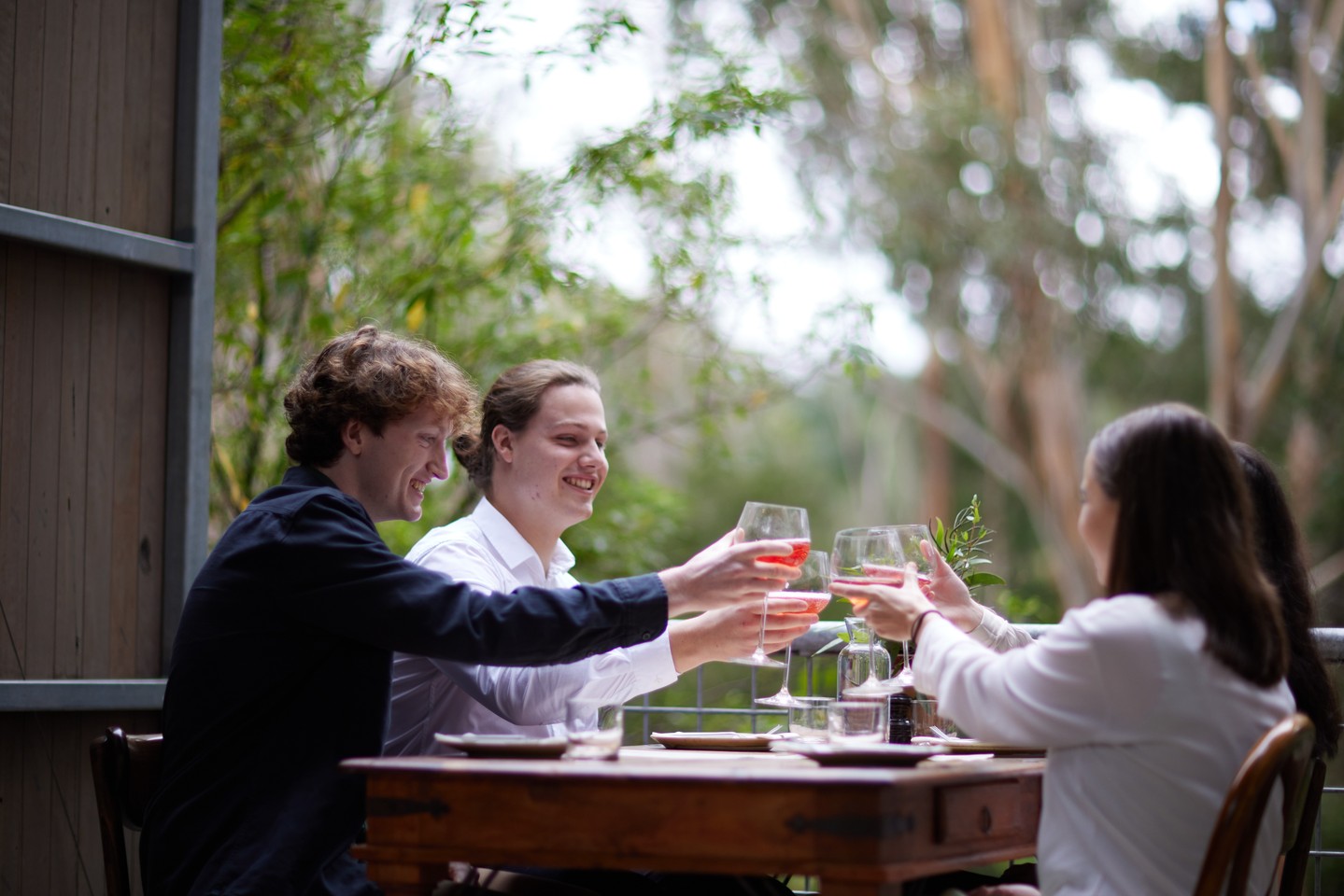 Mi casa su casa, we love to welcome our guests like family. The only rules are that food and wine flow freely! With a busy Autumn season ahead, we don't want you to miss out, be sure to book ahead so that we can save you a seat.
EXTENDED HOURS
Open for Lunch & Dinner every Friday & Saturday
Open Sundays for Lunch