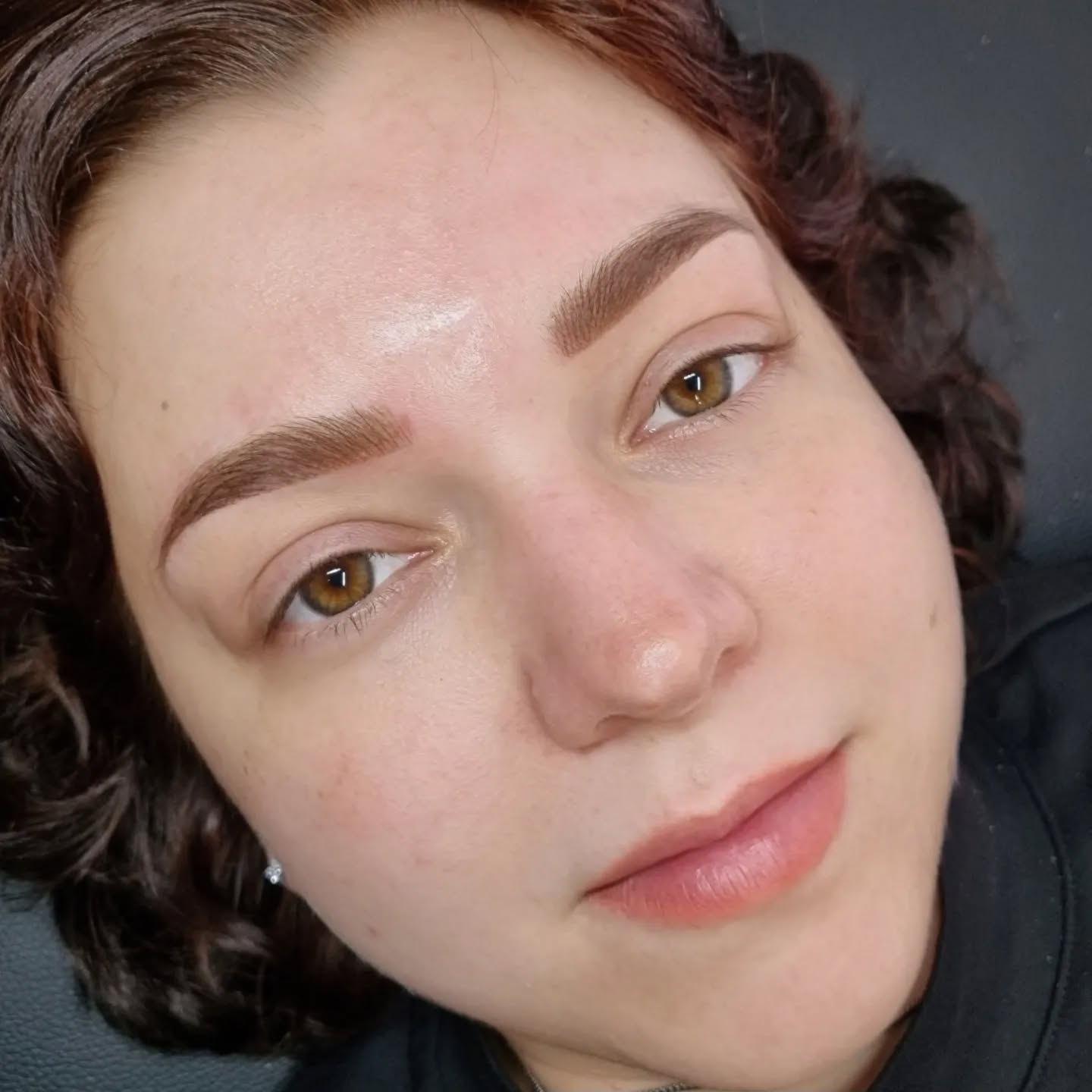 Combination Brows reVamp & Healed Lipblush 🍑
For the beautiful @karo.hirt @tattoo.by.karo
Revamped and colour corrected old grey toned micro-blading (not by me) with shaded Ombré brows and machine hairstrokes through the front sections.
2nd photo is the before photo of brows and 3rd photo before and immediately after lipblish ✨️
.
.
.
#pmupermanentmakeup
#pmufreiburg #permanentmakeupartist #permanentmakeupfreiburg #lipblushingtattoo #lipblushtattoo #lipblush #lippenpigmentierungfreiburg #lippenpigmentierung #combinationbrows #pmubrows #ombrepowderbrows #powderbrows