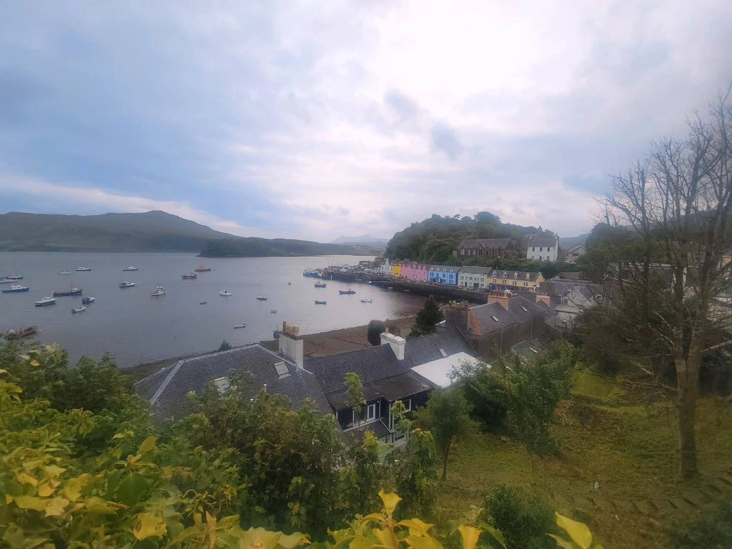 Thinking of visiting Scotland? Expect jaw-dropping landscapes, historic castles, and weather that keeps you on your toes. Read our latest blog post for tips, must-sees, and why you should always pack a rain coat. โ๐ฐ
.
.
.
.
.
#travel #twogirlsgetaway #travelblogger #scotland #scotlandtravel #Edinburgh #iamtb #wearetravelgirls #wonderful_places #sheisnotlost #traveladvisor #gltlove #girlswhotravel #glt