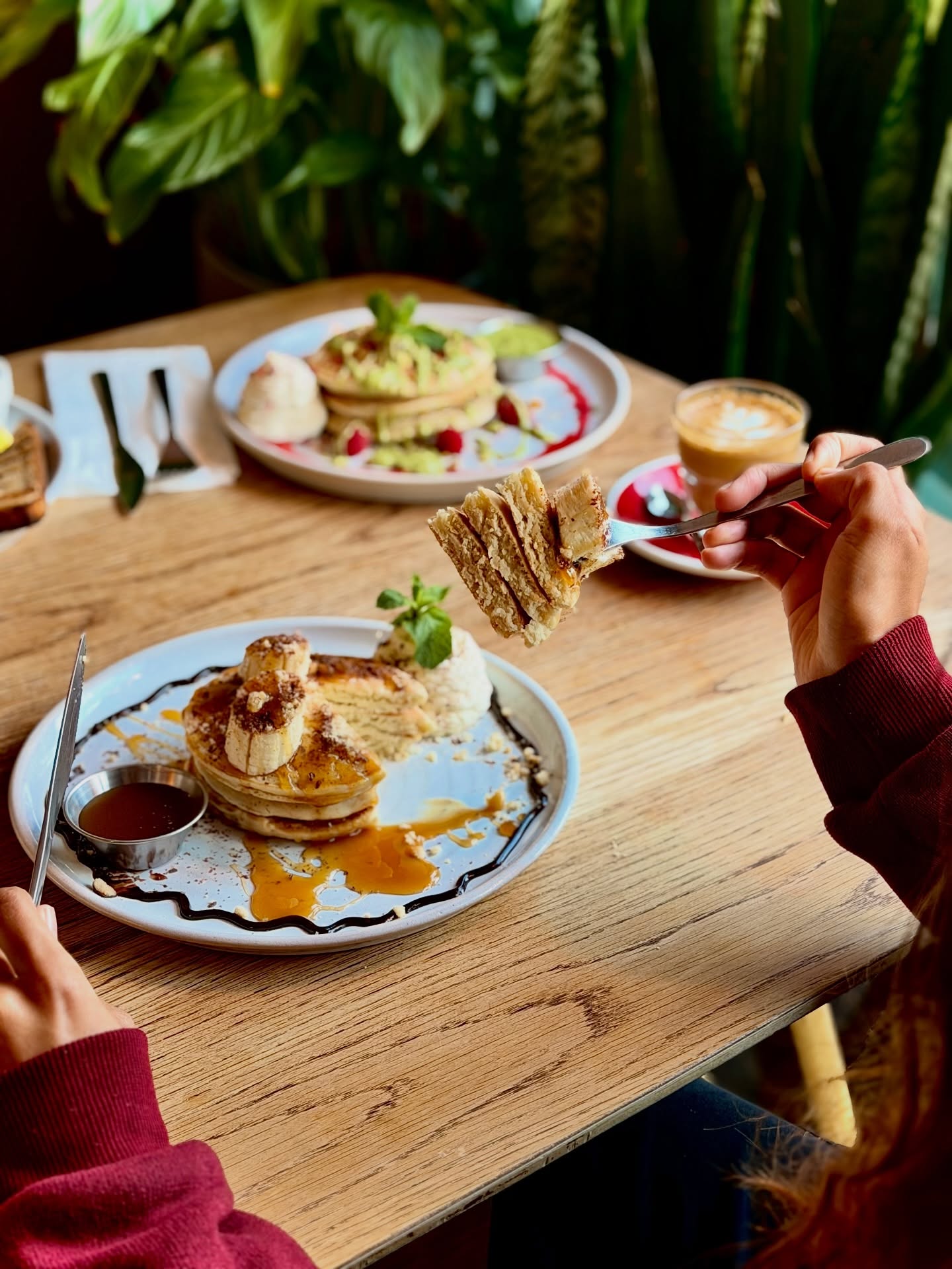 “Hey ma, here’s a lil treat for you.” 🍳🧡
A breakfast made and served with love.☺️
All three of our Mother’s Day bundles begin with an all-inclusive breakfast here @bistro66_beeston which includes:
• any one breakfast item
• an extra side of her choice
• her favourite coffee (or any hot drink)
• any soft drink from the menu
…make it extra special by adding a custom bouquet from @theflowershopbeeston 💐
and a rejuvenating pilates class from @elevatedpilatesuk 🧘🏽♀️
3 bundles.
One very happy mum. 🥰
⏰ Bundles available until 21st March — grab yours through the link in our bio before they’re gone!
#mothersday #breakfast #giftideas