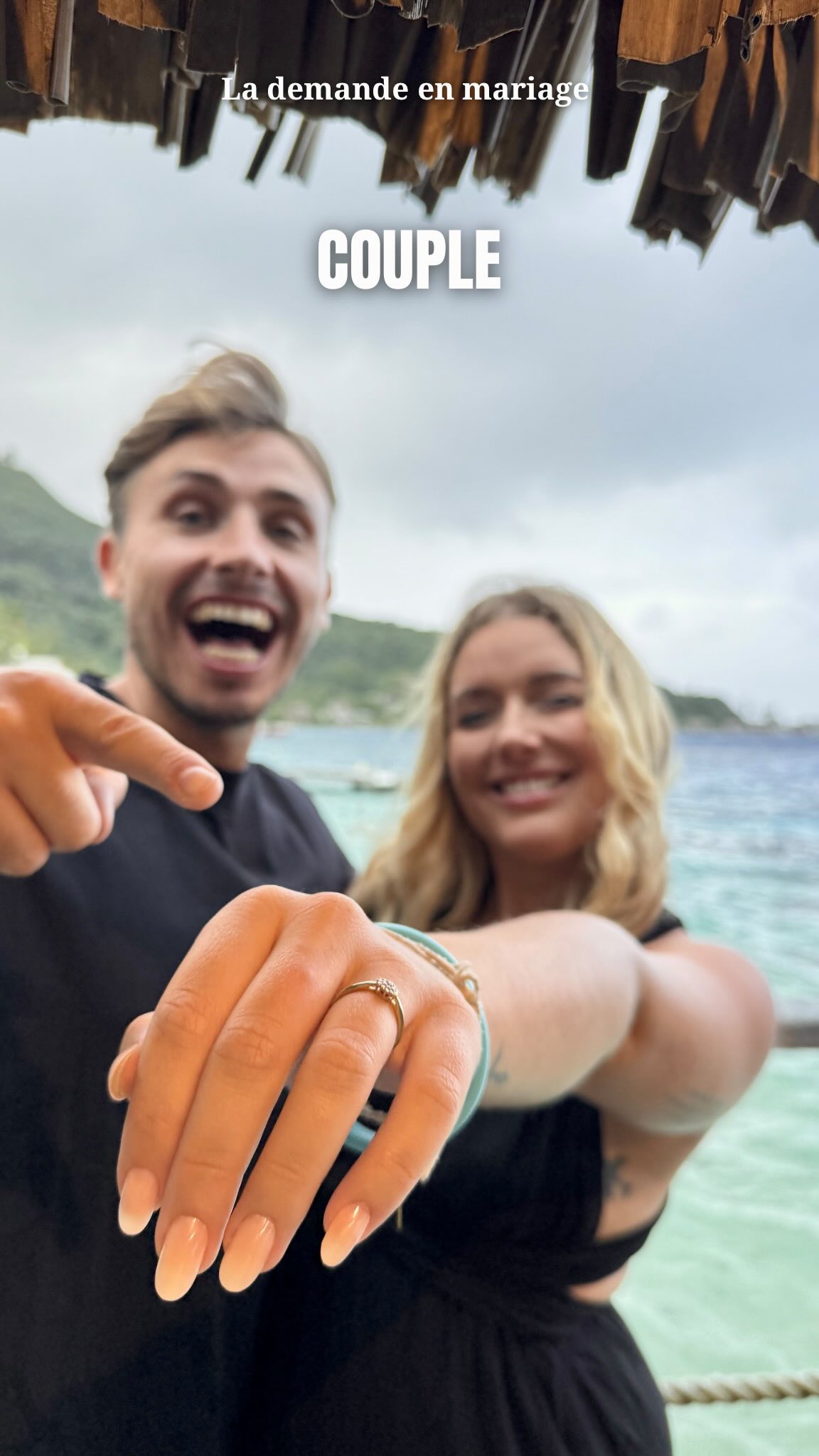 On s’est aimés aux quatre coins du monde, on a dansé sous la pluie… et surtout, on a ri ❤️
___
We loved each other in every corner of the world, we danced in the rain… and most of all, we laughed ❤️
#fiancé #amour #voyage #proposal #weeding