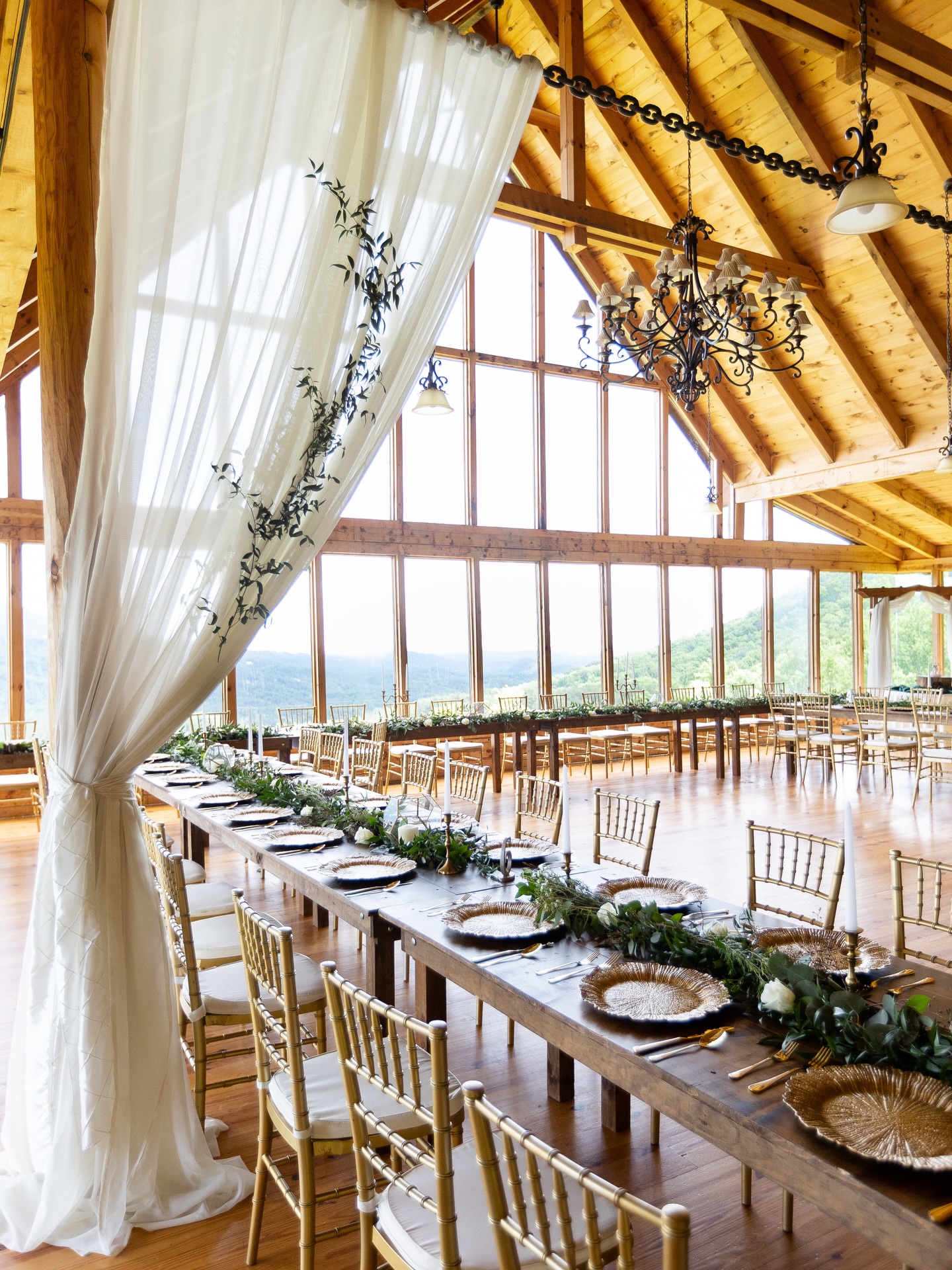 And they say perfection 🤩 doesn’t exist….
Respectfully…. We must disagree! 🤍💍🔥🩶
The Lodge at Brother’s Cove is Mountain Top Magic, conveniently located in the Wears Valley area of Pigeon Forge, complete with your vision, your wants and all your wedding day dreams.
Stay tuned for a deep dive into one of our Smoky Mountain 🏔️ favs.
Photo of in-house venue styling to showcase venue.
#wedknoxville #pigeonforge #pigeonforgeweddingvenue #pigeonforgeweddingplanner #mountaintopwedding