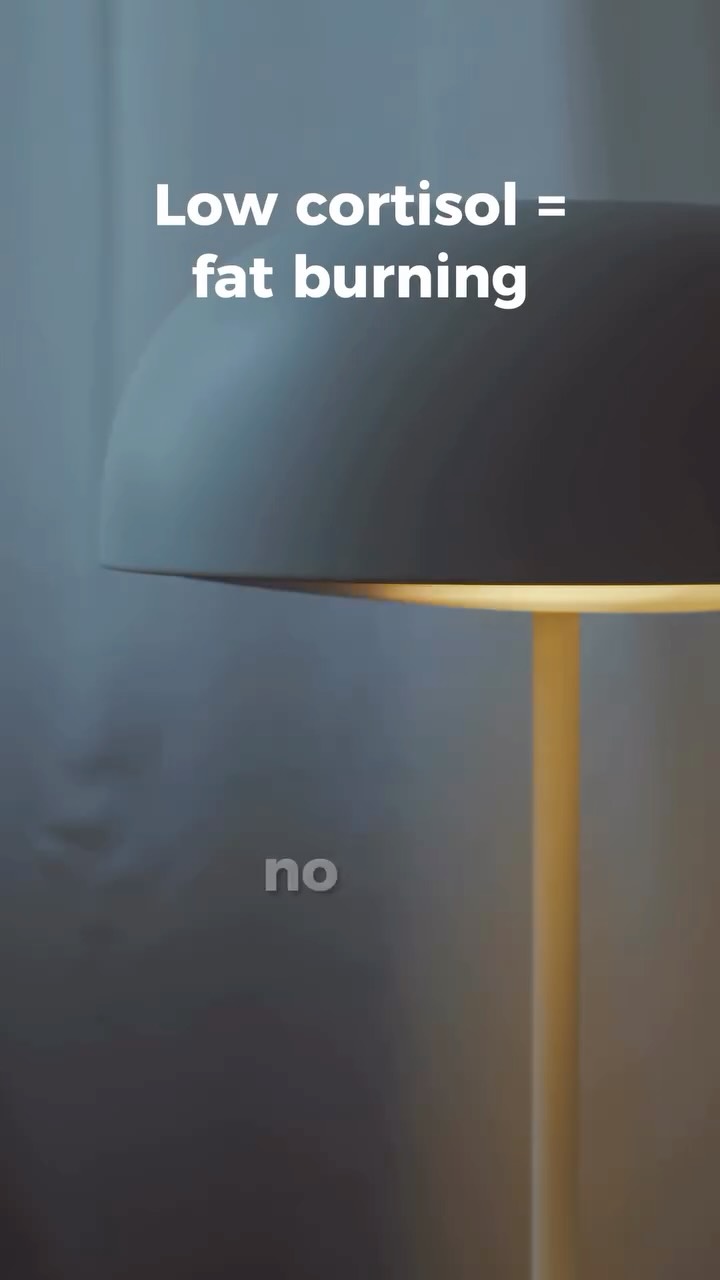 You don’t need hours at the gym or extreme diets. Small habits can create bigger impacts.
Plateaus are often a sign your body needs a smarter approach.
✅This 3‑habit stack
– prioritising protein, walking 7k–10k steps, and sleeping 7–9 hours
– fits into the busiest day.
– Pair it with some breathwork to calm your nervous system.
🔁 Share it with someone who needs a realistic plan and Follow @bodymind.reset for more contents like this! #bodymindreset #healthyhabits #guthealth
