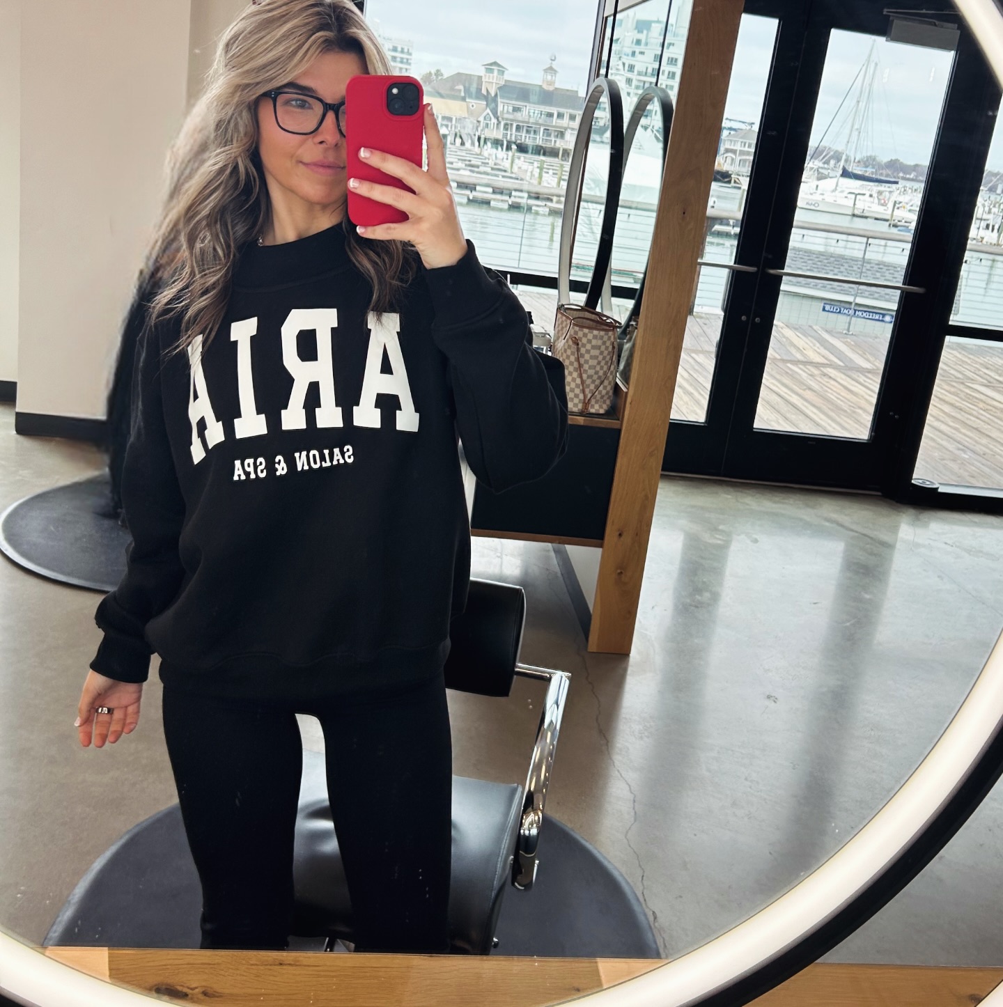 Our stylist Kelly, showing off our brand-new
Aria Salon & Spa merch āØ
āļø Super soft
āļø Everyday style
āļø Limited quantities
Available now at the salon ā grab yours before theyāre gone!