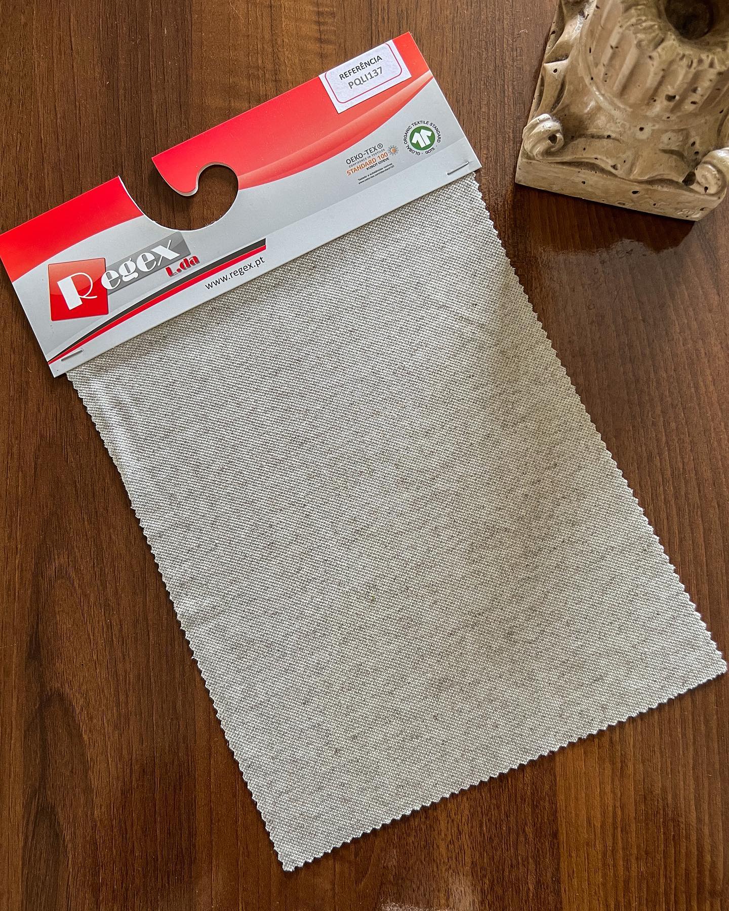 New Fabric
Ref. PQLI137
Piquet 80% Bamboo 20% Cânhamo
210 Grm
178 Cm
#fabricinspiration #knittfabric #knitting #fabrics #malhas #bamboo #canhamo #piquet