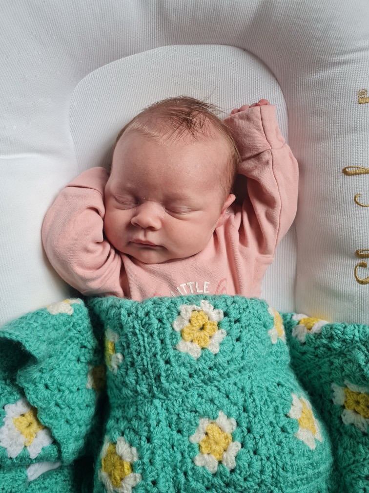 🎶✨ It’s official, we have our first Sound Spa baby!
Welcome to the world, little Josephine 💗
We were so privileged to support Josephine on the start of her journey into the world at last month’s Sound Spa.
Sound healing works by using vibration and resonance to help the body release tension, ease stress and drop into a deep state of calm, what a beautiful reminder of just how powerful that can be.🌸
Congratulations Catherine! Keep bathing in sound 🌸💫 Thank you for sharing your story. Xx
#babylove #soundhealing #soundspa #amersham #gong
