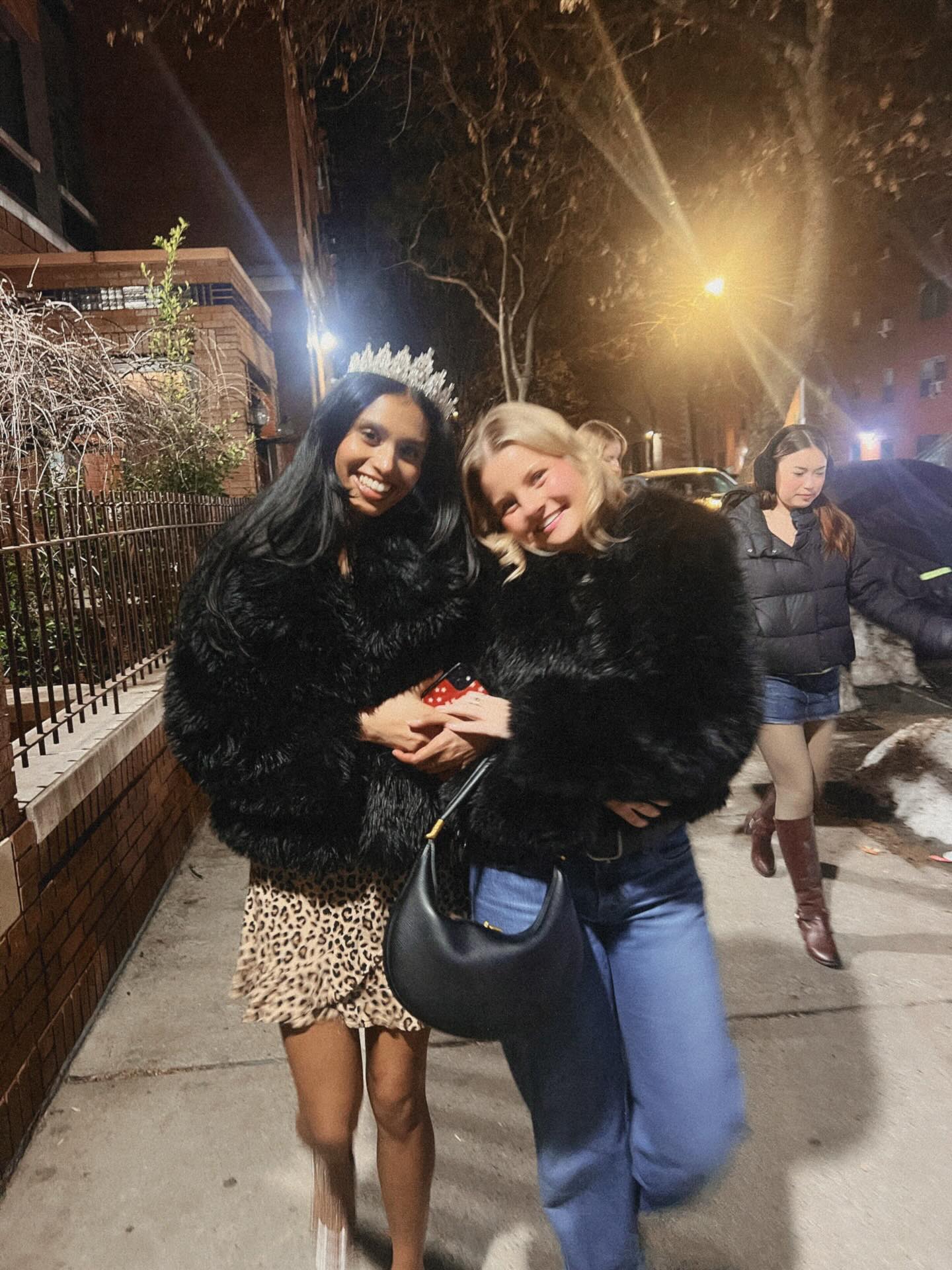 gretchen & karen say come see mean girls💅💋👛
march 25th - april 4th