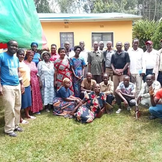 We've just conducted our first day PDC training with the lead farmers in Nyahera Location, Kisumu County. It was exciting to experience such a great attitude and energy from the participants. We are really looking forward to see how things unfold as they will be implementing the permaculture techniques at their model farms