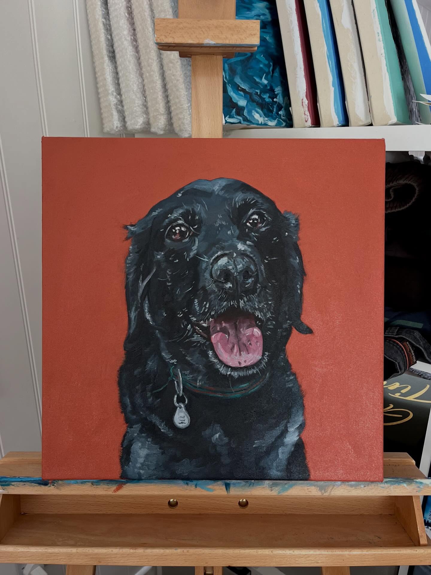 A painting I gifted to my auntie and uncle who sadly lost their Labrador, Pip π€ She was such a loving and funny girl who will be missed lots π€
#petportrait #dogsofinstagram #labrador #artist #fyp