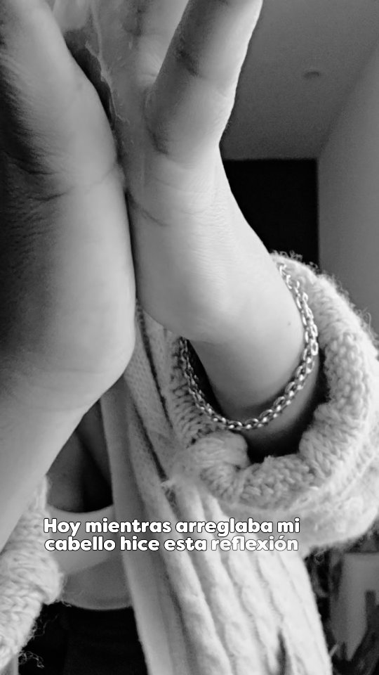 Y las cosas bonitas toman su tiempo 🤍
#handmade #selfcare #weddinghairpiece #design #novia