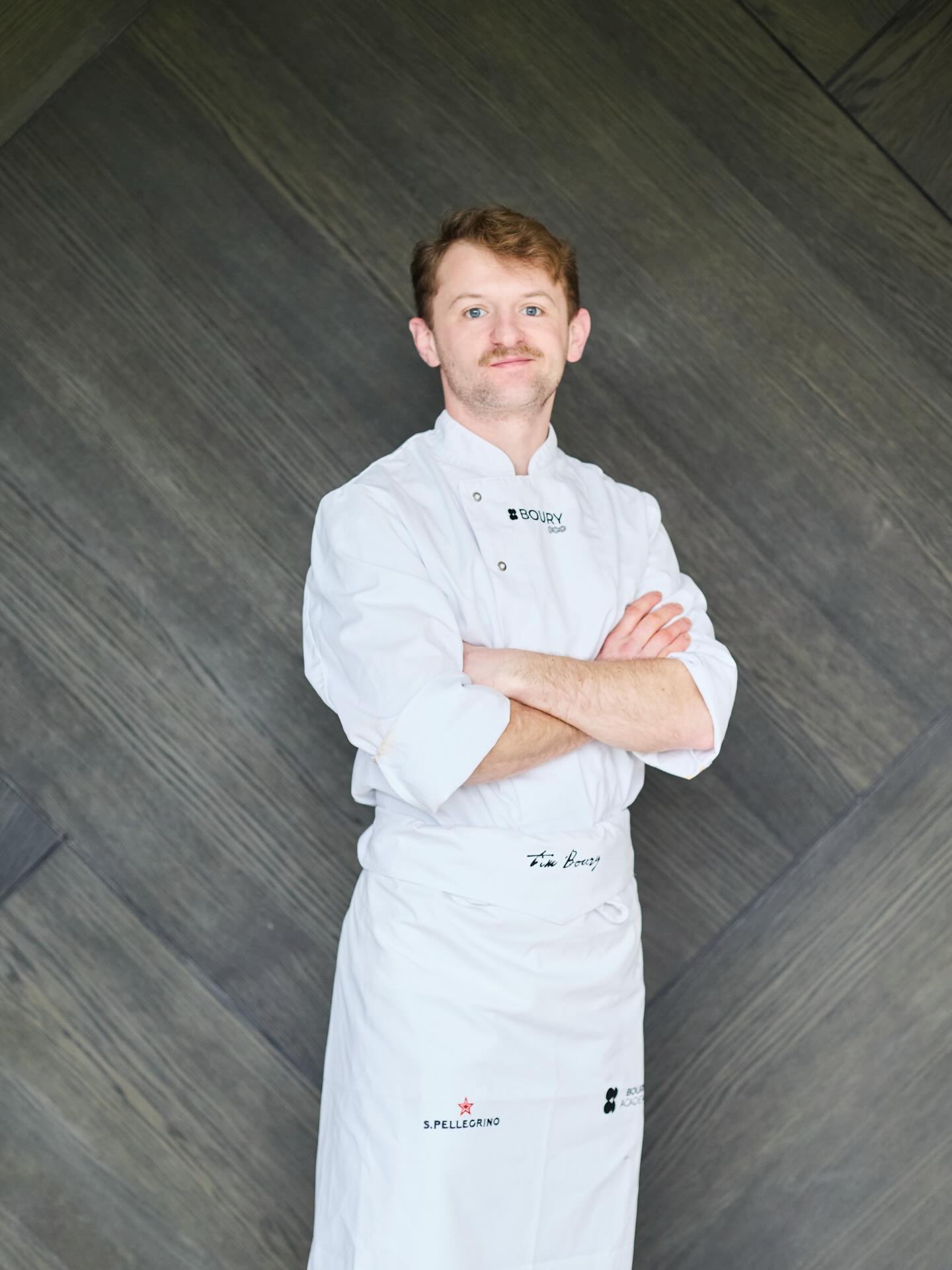 A childhood movie that became a culinary journey. 🐀
“My journey into cooking started with a movie. As a kid, I watched Ratatouille, and something just clicked. Seeing how passion and creativity could turn into food made me want to become a chef myself and that feeling never really left.
I’m from Boston, in the United States, and I studied Culinary Arts to turn that childhood inspiration into a profession. I discovered Boury through my cousin, who lives in Brussels and told me about this incredible restaurant. When I heard about the philosophy and the level of craftsmanship here, I knew I wanted to come to Belgium for a year to learn as much as possible.
What excites me most is understanding the system behind the kitchen, the organization, the ingredients, and the standards that define Boury. My goal is to become comfortable in every section of the kitchen and build a strong foundation as a chef.
On my days off, I love to travel and explore new places. Experiencing different cultures helps me grow, both personally and professionally. And if I’m allowed to dream big, one day I’d love to open my own restaurant and create a place that inspires others, just like that movie once inspired me.”
Andrew Cannistraro - USA