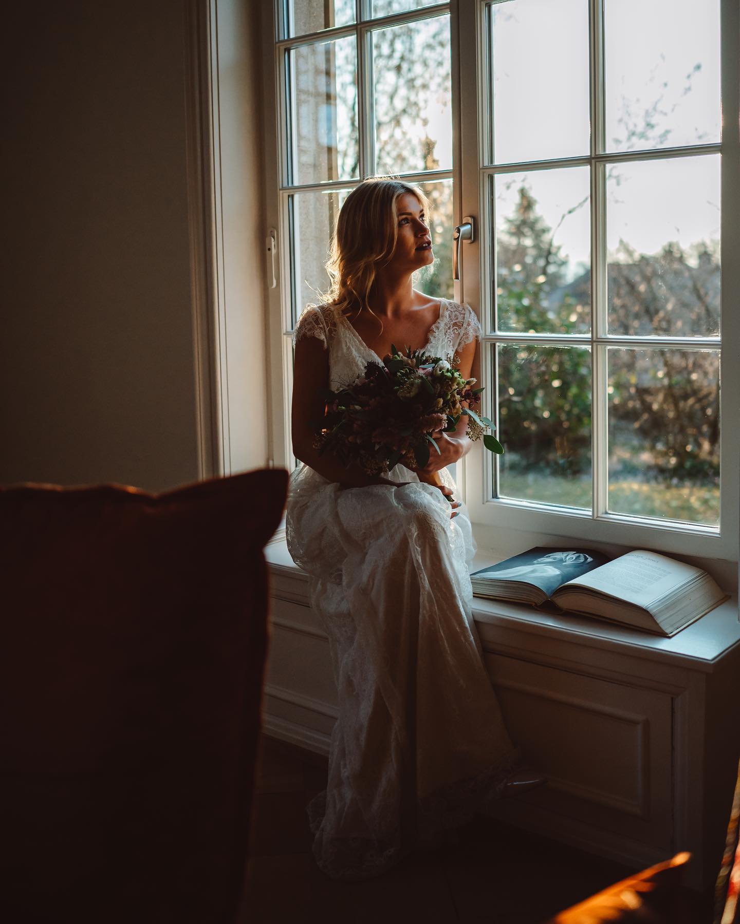 Sometimes you just get blessed by perfect light 🔥🙌🏽😍
▪️▪️▪️▪️▪️▪️▪️▪️▪️▪️
❣️ www.trailsofyourlife.com ❣️
▪️▪️▪️▪️▪️▪️▪️▪️▪️▪️
#weddingphotography #shesaidyes💍 #swissweddingphotographer #hochzeitsfotografieschweiz #hochzeitschweiz2022 #trailsofyourlife #hochzeitsfotografenschweiz #hochzeitsfotografzürich #hochzeitsfotografwinterthur #fearlessphotographer #luxuriouswedding #swisswedding #weddingphotographerswitzerland #iloveweddings #hochzeitsfotografschweiz #hochzeitsfotografÖsterreich #HochzeitsfotografBerlin #weddingphotoinspiration #fotografodebodasuiza #hochzeitsfotografluzern #hochzeitsfotografschaffhausen #WinterthurCity #zurichwedding #zurichweddingphotographer #luzernhochzeit #HochzeitTessin #hochzeitwinterthur #hochzeitsfotografWallis #HochzeitsfotografGraubünden