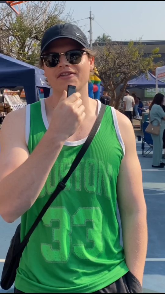 Florida Road. All the vibes...All the time.
#durban #floridaroad #durbanfun