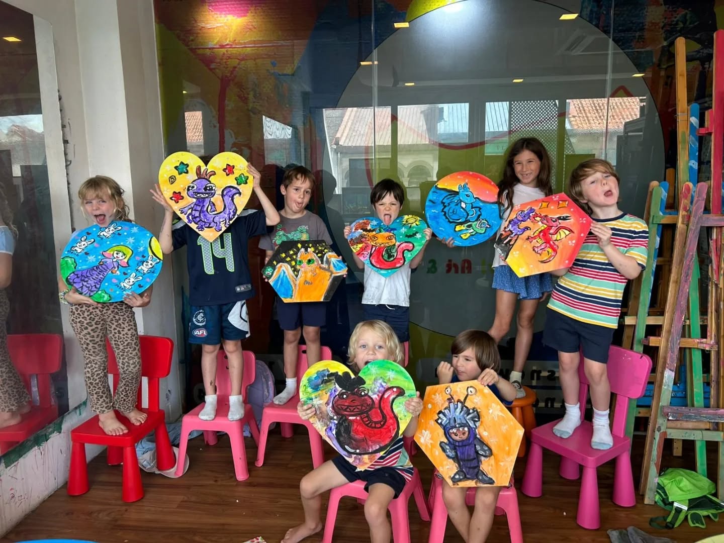 Can you guess the camp? Our holiday camp went so well! More camps coming up soon for the upcoming two wks! Do let us know again if you are keen to join? We still have some spaces left! ❤️
#artcampssofun #canvaspainting #photooftheday #instaphoto #throwback