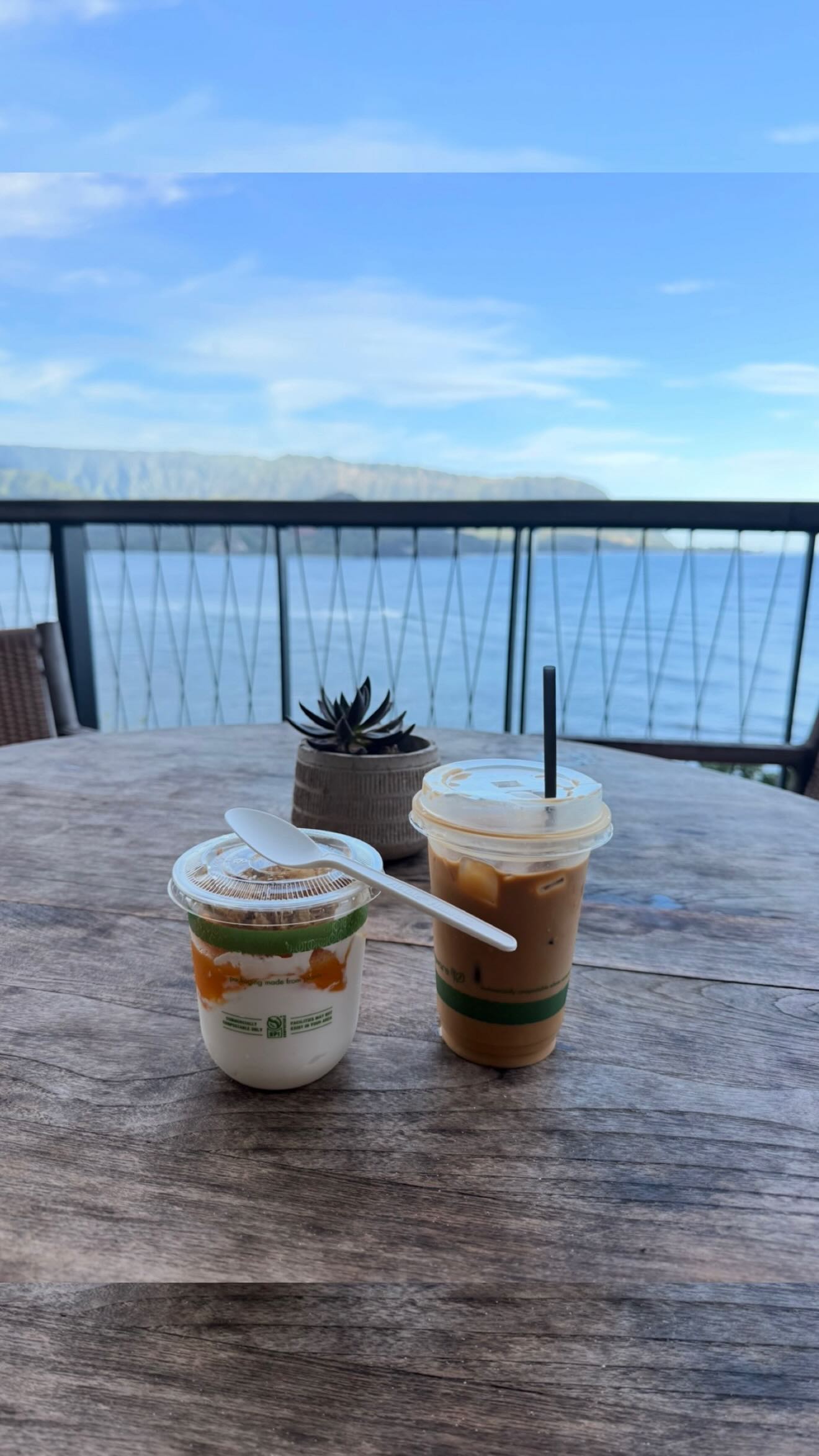 Busted 😂
#funnymom #relatablemom #newmomlife❤️ #motherhoodmoments #funnymoms