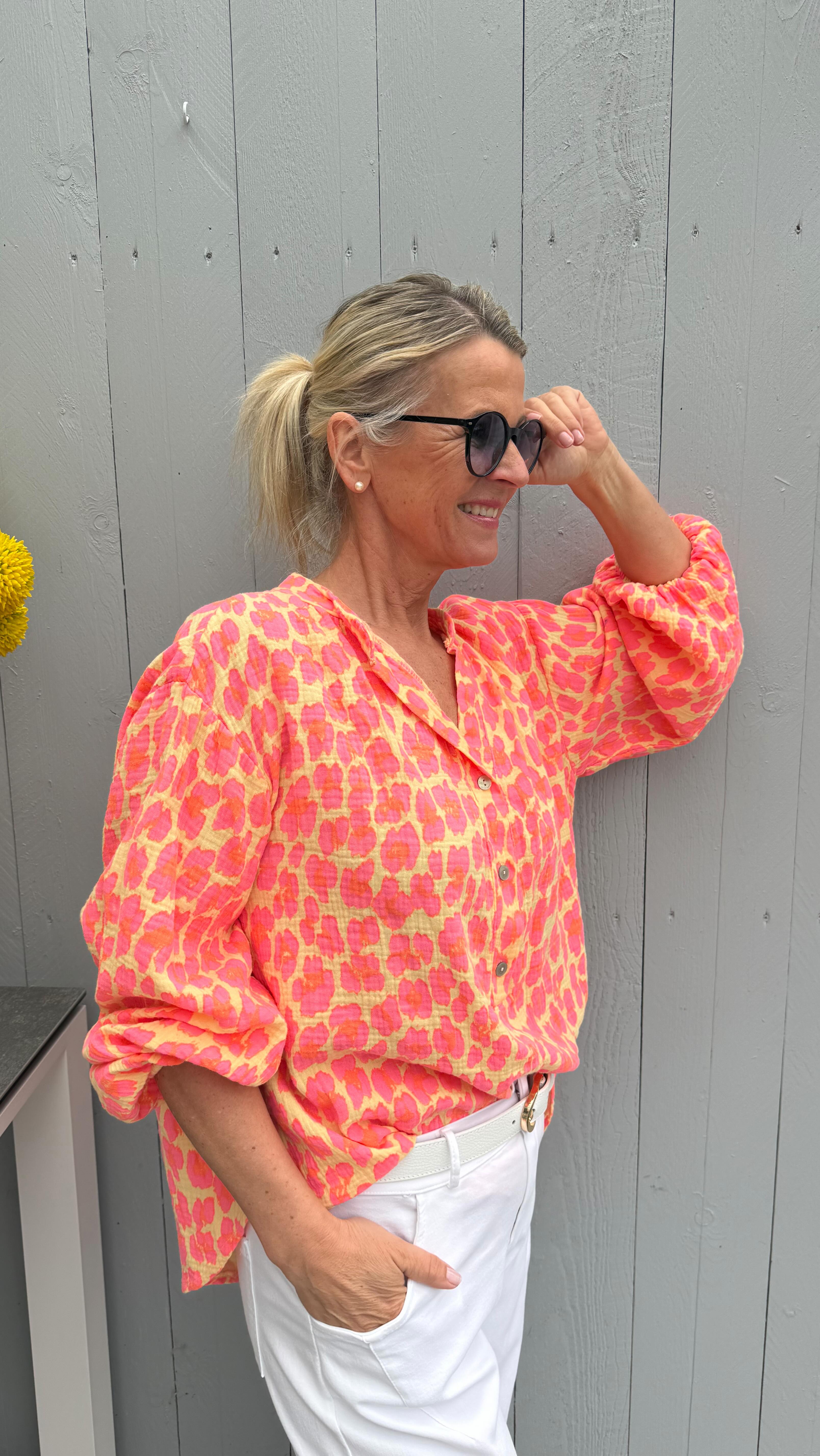 ✨ Sunday Specials bei Fashion Boxx ✨
Wir haben für euch wieder wunderschöne Looks für diesen Sonntag zusammengestellt – mit vielen liebevollen Details und ausgefallenen Styles.
Sichert euch eure Favoriten schnell, bevor sie vergriffen sind – und das zu besonders tollen Preisen! 🤍
👉 Jetzt entdecken – Link in der Bio
#sundayspecial #fashionboxx #sonntagslook #outfitinspiration #fashionreel #styleinspo #modeonline #fashionliebe #lookdestages #outfitideen #fashiondeal #modetrends #shoponline #instafashion