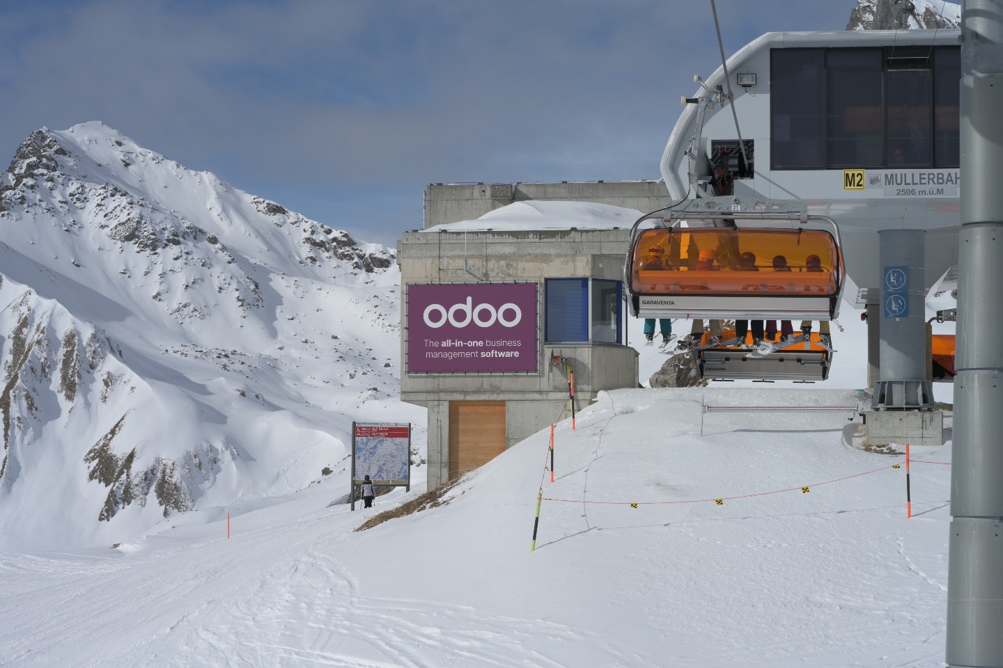 One need. One App.
This winter, Odoo appears again across several European ski resorts.
Placed at key points along the ski journey from lift access areas to mountain infrastructure.
The campaign brings a simple message to a global audience spending time in the mountains:
Manage your entire business with one integrated platform.
From CRM and accounting to inventory, HR and e-commerce, Odoo connects every part of a company in one system.
A clear message, seen again and again throughout the ski day.
📸 Samnaun