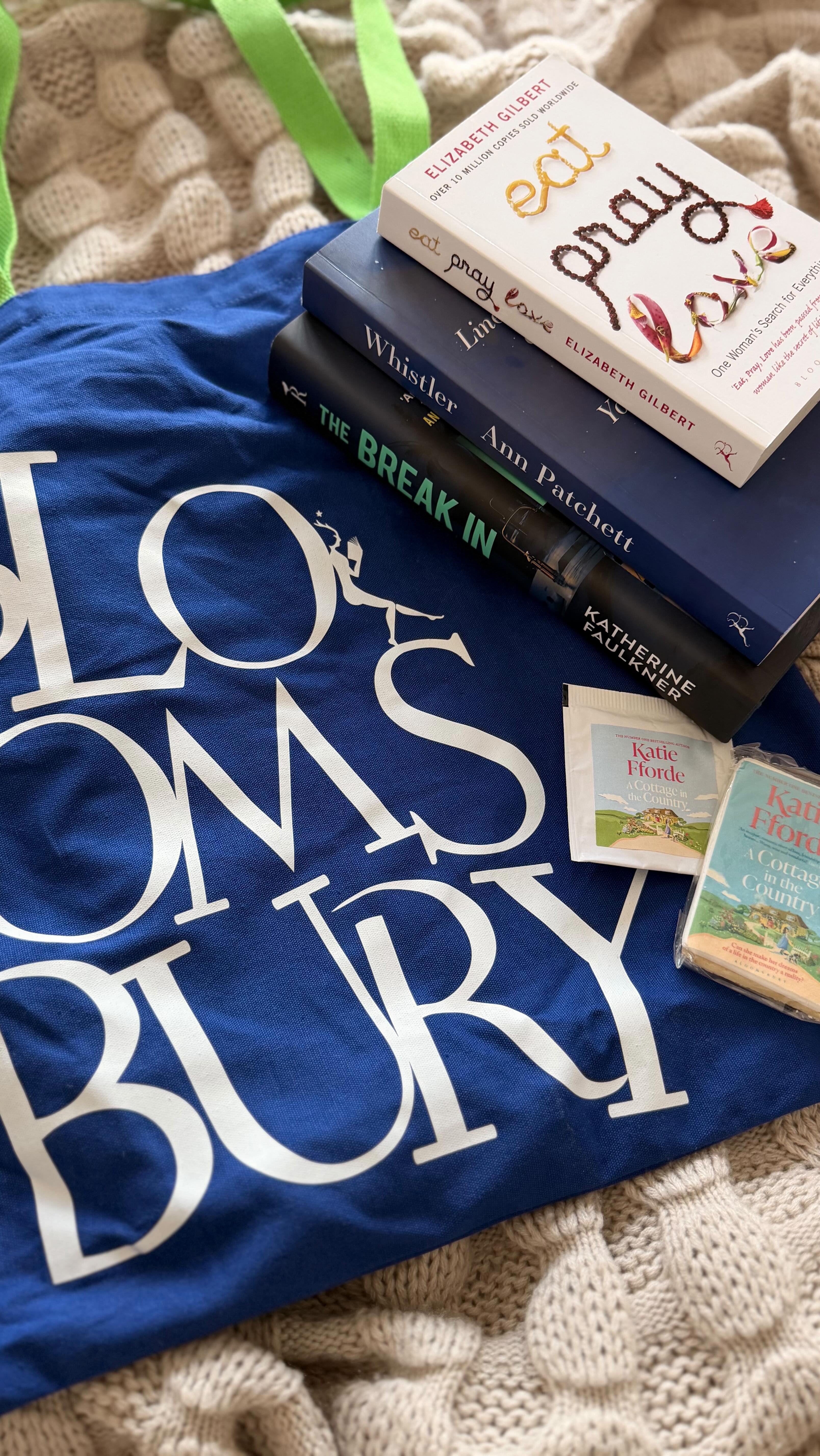 Celebrating Mother’s Day with @bloomsburypublishing at @thenestintreehouse 💕💐
I had the most amazing morning celebrating Mother’s Day with Bloomsbury yesterday! I took my mother in law along, and the morning was packed with exciting activities! 😍
We saw all the amazing publications on offer, made our own flower bouquets, a spot of colouring, some silent reading which got me hooked into Whistler and the most amazing brunch indeed! An absolute beautiful day to celebrate a beautiful event!! 💕🥰
Thank you so much @emilymiahreads , @emilymwrites_ for such a beautiful event, and the cute book presents for myself and my plus one! I’m so excited to read Eat Pray Love ❤️
It was an absolute blast of a morning!!! 💥
#bookstagram #books #mothersday #bookworm #bookaholic