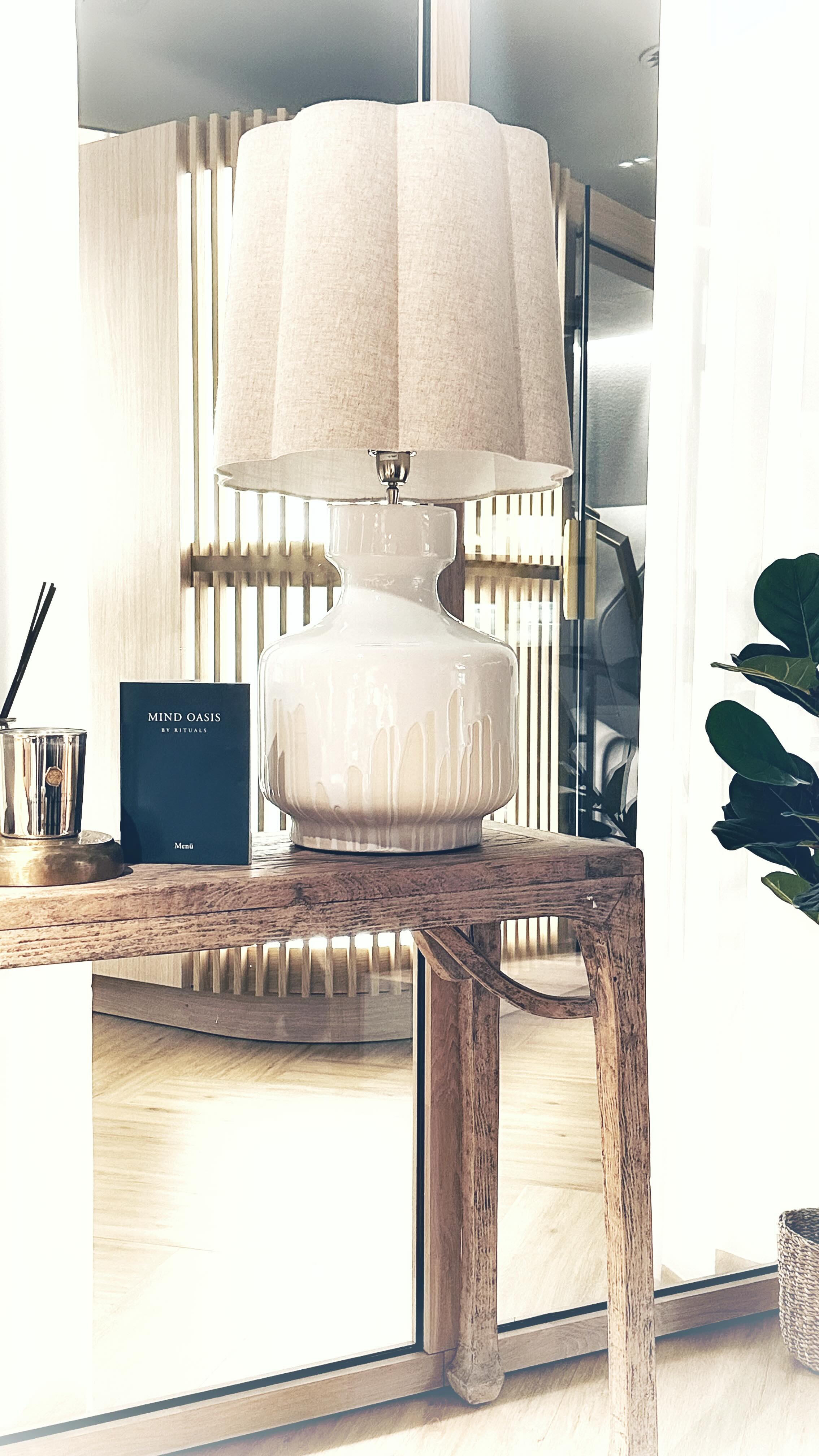 Gestern Abend in Zürich bei der lieben Rabea, ein inspirierender Abend mit anderen Beauty Profis, um die Beauty Trends 2026 zu entdecken.
Für mich als Studiobesitzerin im Zürich Oberland unglaublich wertvoll: neue Ideen, Austausch und Inspiration, um am Puls der Zeit zu bleiben und meinen Kundinnen nur das Beste zu bieten.
Danke @Rabea für den inspirierenden Abend!
#BeautyTrends2026 #Inspiration #Networking