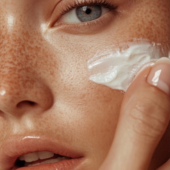 At Alchemy, we believe that true beauty arises from the harmony of nature and individuality. Our bespoke skincare line is expertly crafted to celebrate the rich diversity of Africa, utilizing all-natural ingredients sourced from the continent’s lush gardens.