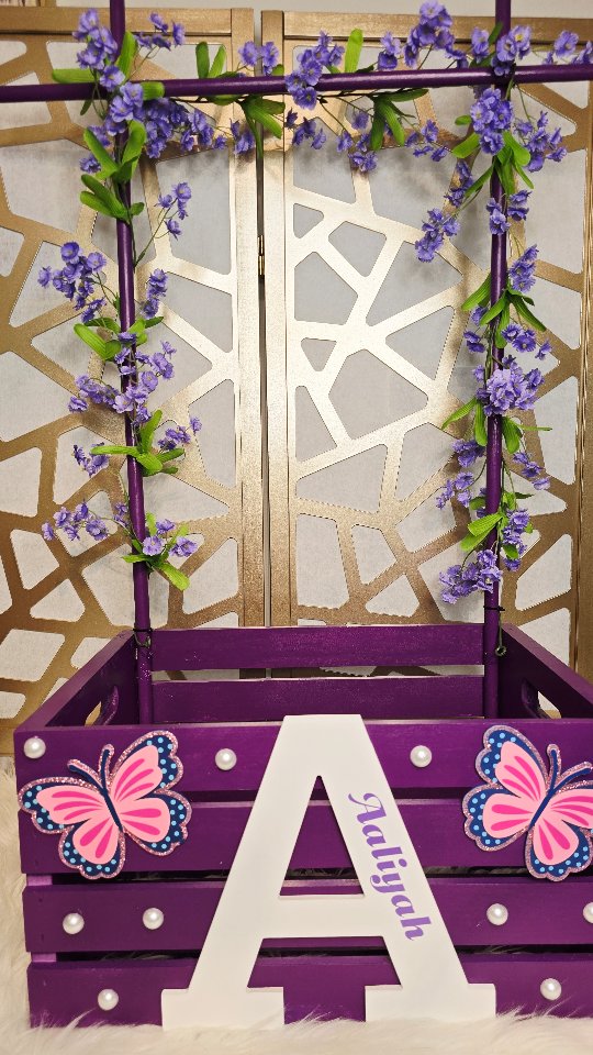 Check out our custom baby shower 👶 closet 👕👚.
#babyahoweridea
#babyshowergift
#babyshowerdiy
#fyp
#craftideas