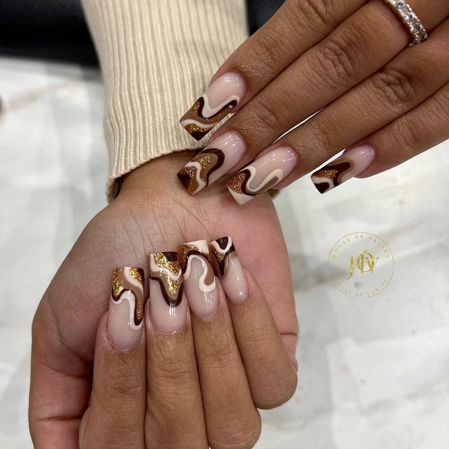 Wishing everyone a HAPPY NEW YEAR! Thank you so much for your continuous support, we are incredibly grateful. ๐