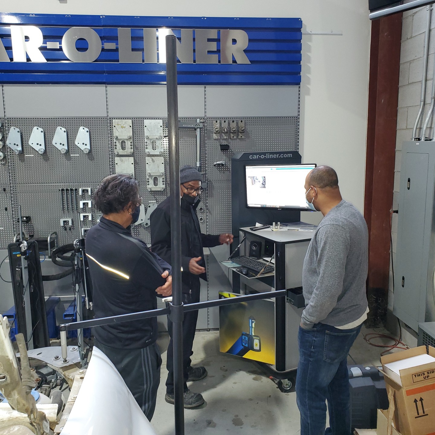 Hired a Technician? Been a while since you measured a car? Need a Refresher? Flat Line is offering a Computerized, Measuring training on the Car-O-Liner Vision 2 X3 at our Training Facility in Richmond Hill. Call for pricing and availability!!
Complete the course and receive I-Car Academy Points and your certificate to help you achieve that OEM certification.