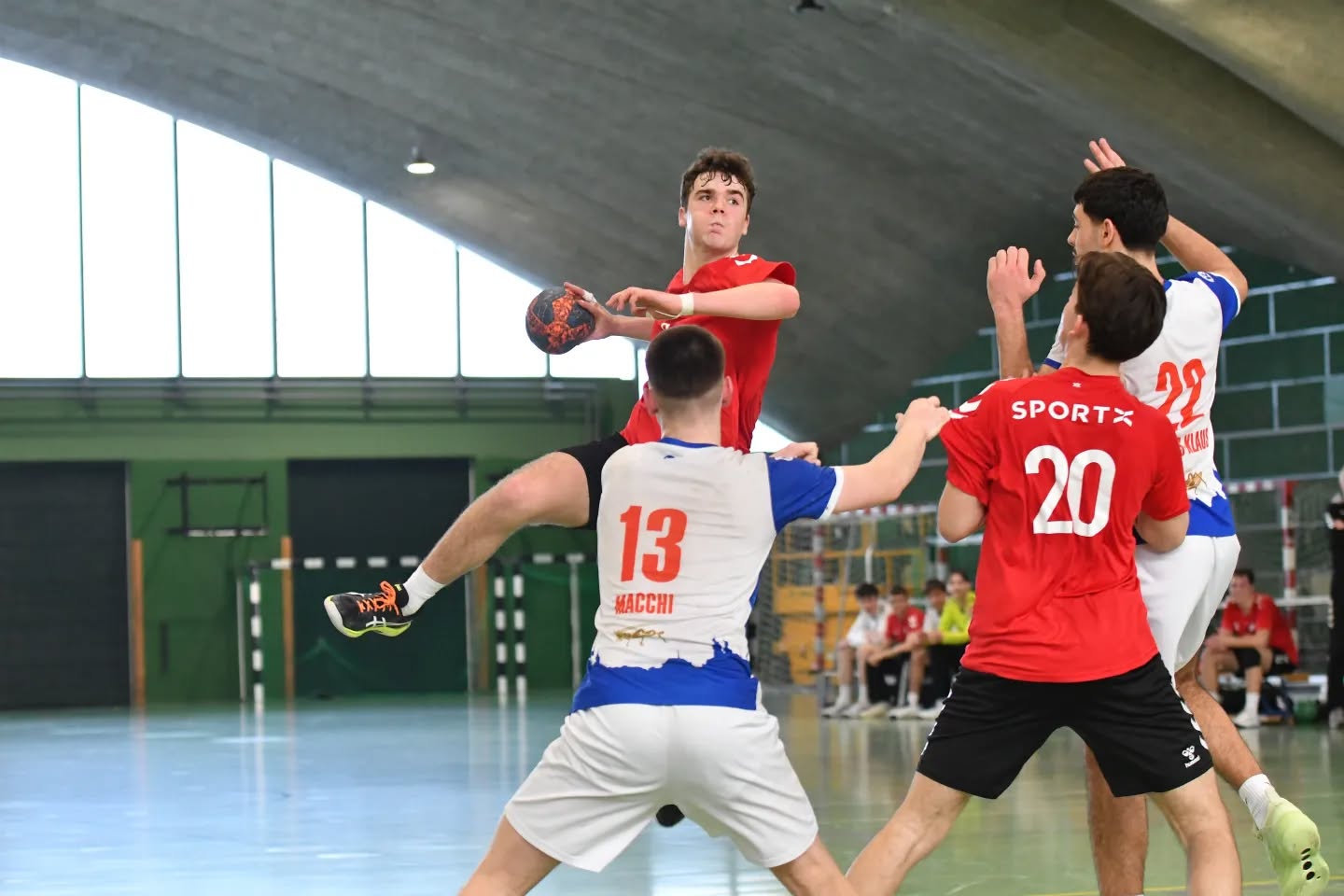 Einige Eindrücke vom gestrigen Heimsieg unserer U19 Inter gegen @gcamizuerich_albisfoxes_u19l
📸: Cornelia König