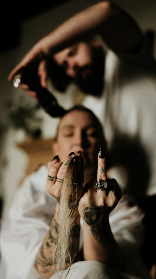 "It's just hair". I think before I had cancer those words wouldn't have confused me much. But when your autonomy is taken away from you it's never "just hair". It's a choice you didn't make freely. It's one of MANY things that cancer robs you of. It's the first part of your identity that cancer takes away from you, with so much more to follow that you're not ready for. It's a symbol of your pre-cancer life leaving you, something new will grow but it will never be the same. For me it was also some unexpected things, it was a feeling of freedom from trying too hard to control what I look like. It was an interesting smile realising there was no longer a hair on my head that my abusive ex had touched. It was unbelievable gratitude for my loved ones around me, my best friend turning up with a pixie hair cut having chopped her long hair off, my daughter making a bracelet out of my fallen locks, my step daughter researching wigs on her iPad for me, my dear friends travelling all the way from Bournemouth to be there for me and another coming to help me document it and sharing her wonderful talents with me. And my incredible fiancé making me laugh, holding my hand and making me feel beautiful after something I thought my looks relied on was gone. At a time in my life where I was feeling so angry it was hard not to also feel grateful. It's never just hair. It's a symbol of pain, identity, trauma, autonomy, friendship, memories, solidarity, freedom, defiance and love. And so much more.
.
Thank you from the bottom of my heart @nickisheaphotography @loves_story_dried_flowers @vicki.hoops @gooby_woobies