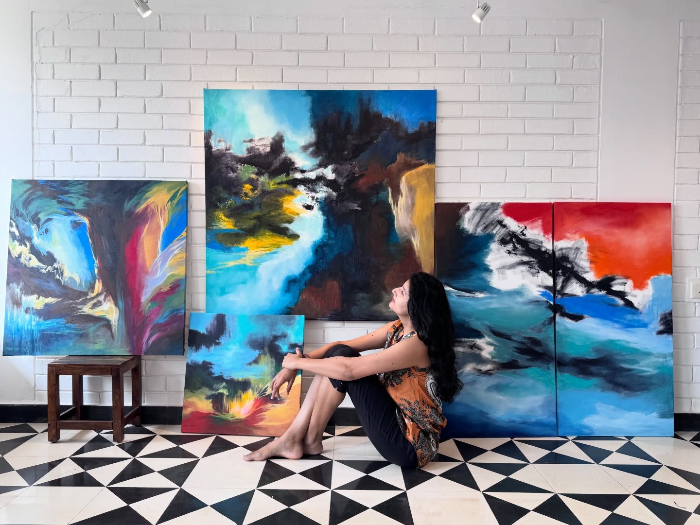 I spent last winter in Goa and carried along with me my art supplies. Each day we would head out to the beach to witness blue skies, salt air, crashing waves and brilliant sunsets.
After taking in all these sights and sounds, I would return to my makeshift studio and paint. I found myself keep getting drawn to certain colours and gestures and let the paintings unfold intuitively and without any set plan. Over the course of a month, the blank canvases that I had brought along with me were filled with vibrant blues, reds and oranges, and brushstrokes that captured movement and memory.
That time spent in Goa may have disappeared oh so quickly but it has left behind its traces in my work.
#artworkcollection #artistindia #abstraction #contemporaryartist #abstractartist