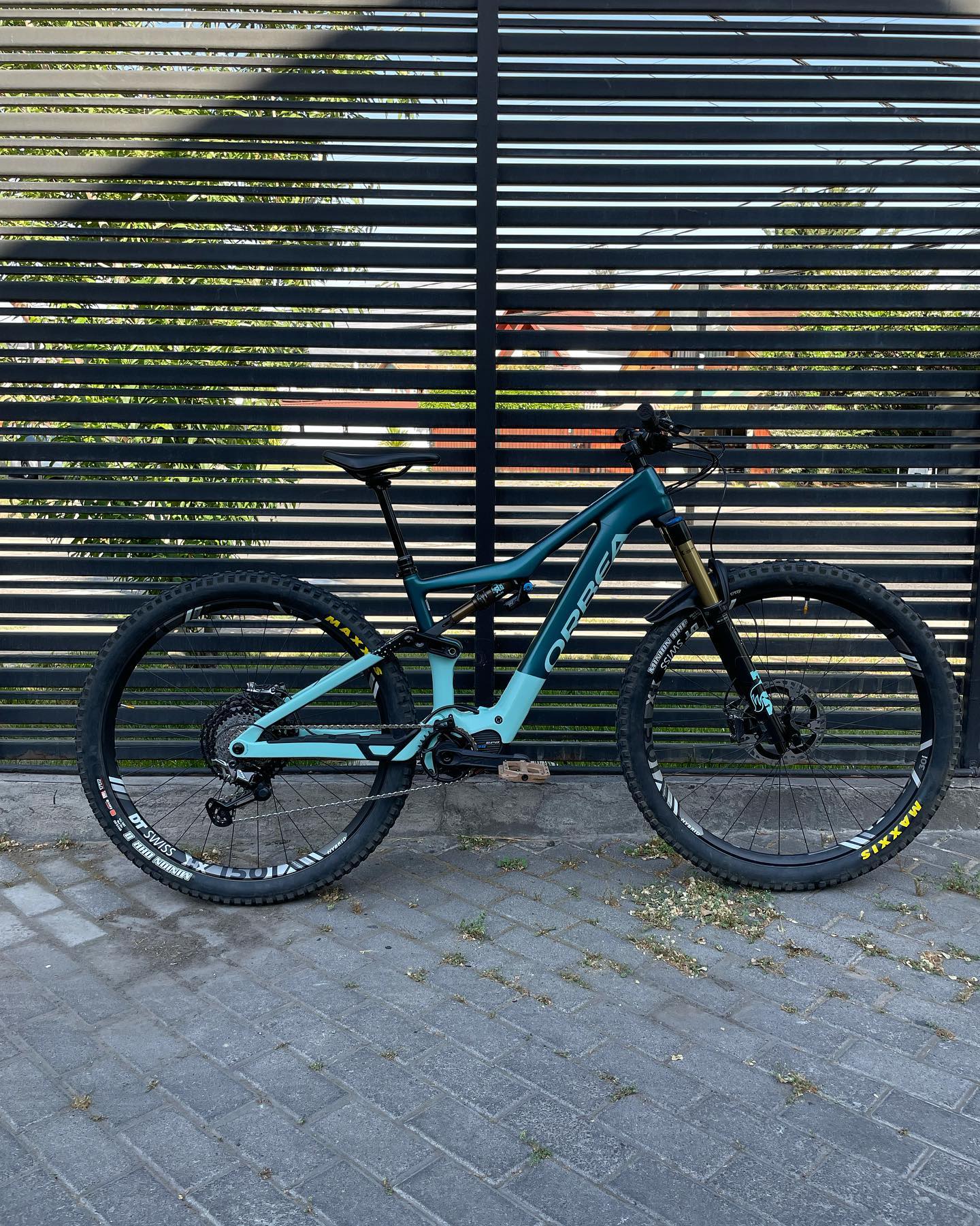 Custom kit 50/50, matte/glossy …. Si el cliente lo pide, pues se hace. Orbea Rise
@orbeachile
@orbea
#orbea
#orbearise
#customwrap