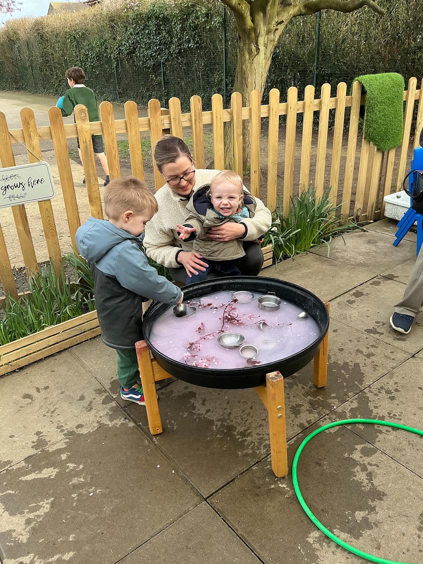 🌷 Mothers Day 🌷
Thank you to everyone who came along to our Mummy’s stay and play on Friday afternoon.
We hope you all enjoyed the afternoon and had a lovely Mothering Sunday.
#mothersday #motheringsunday #stayandplay #parnershipwithparents #celebrations #peopleandcommunities #eyfs #carouselnursery