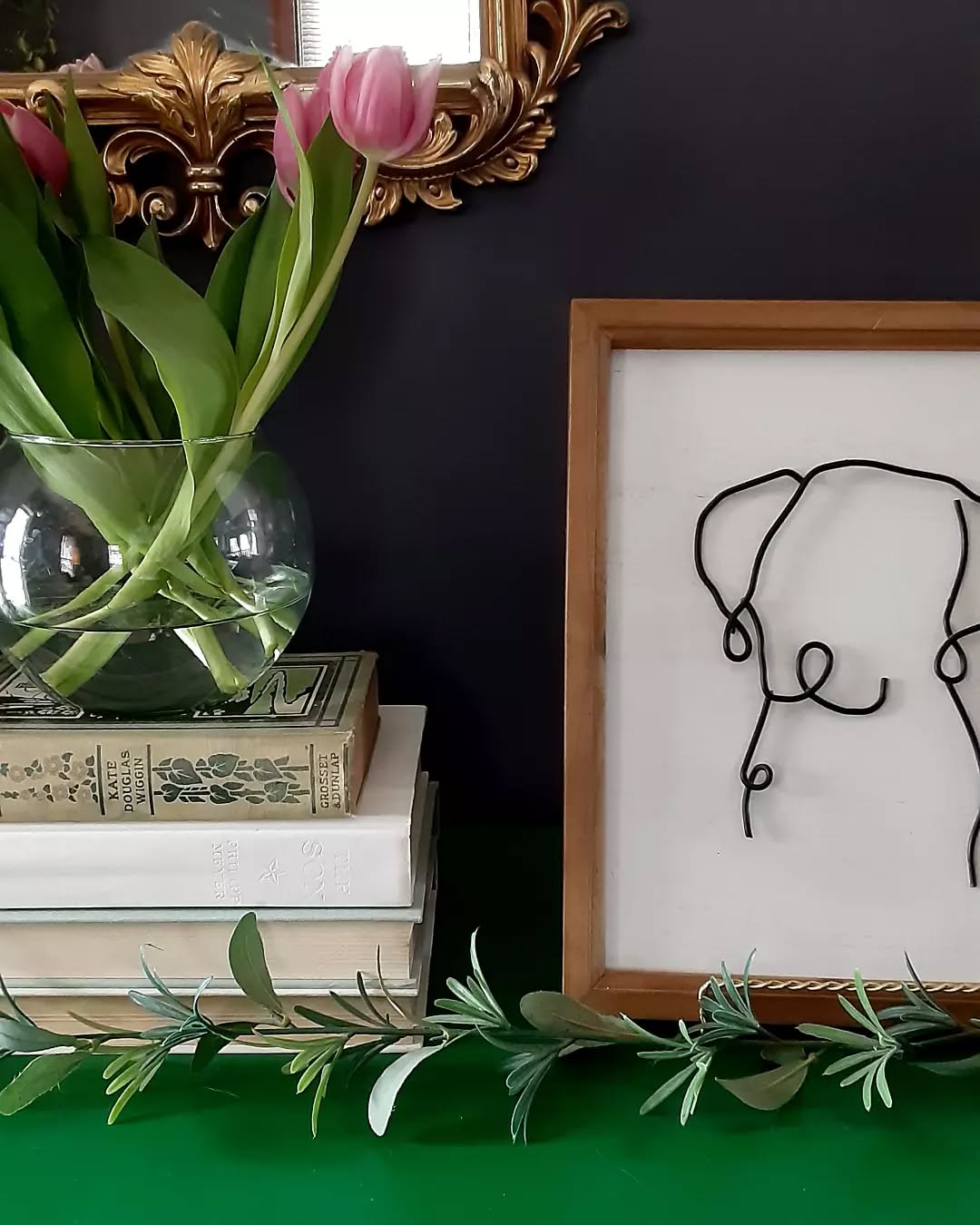 Spring has sprung at the Slated household. Swipe 👈🏼 to see my amazing new jute checkerboard rug from @rugs_usa. 💗