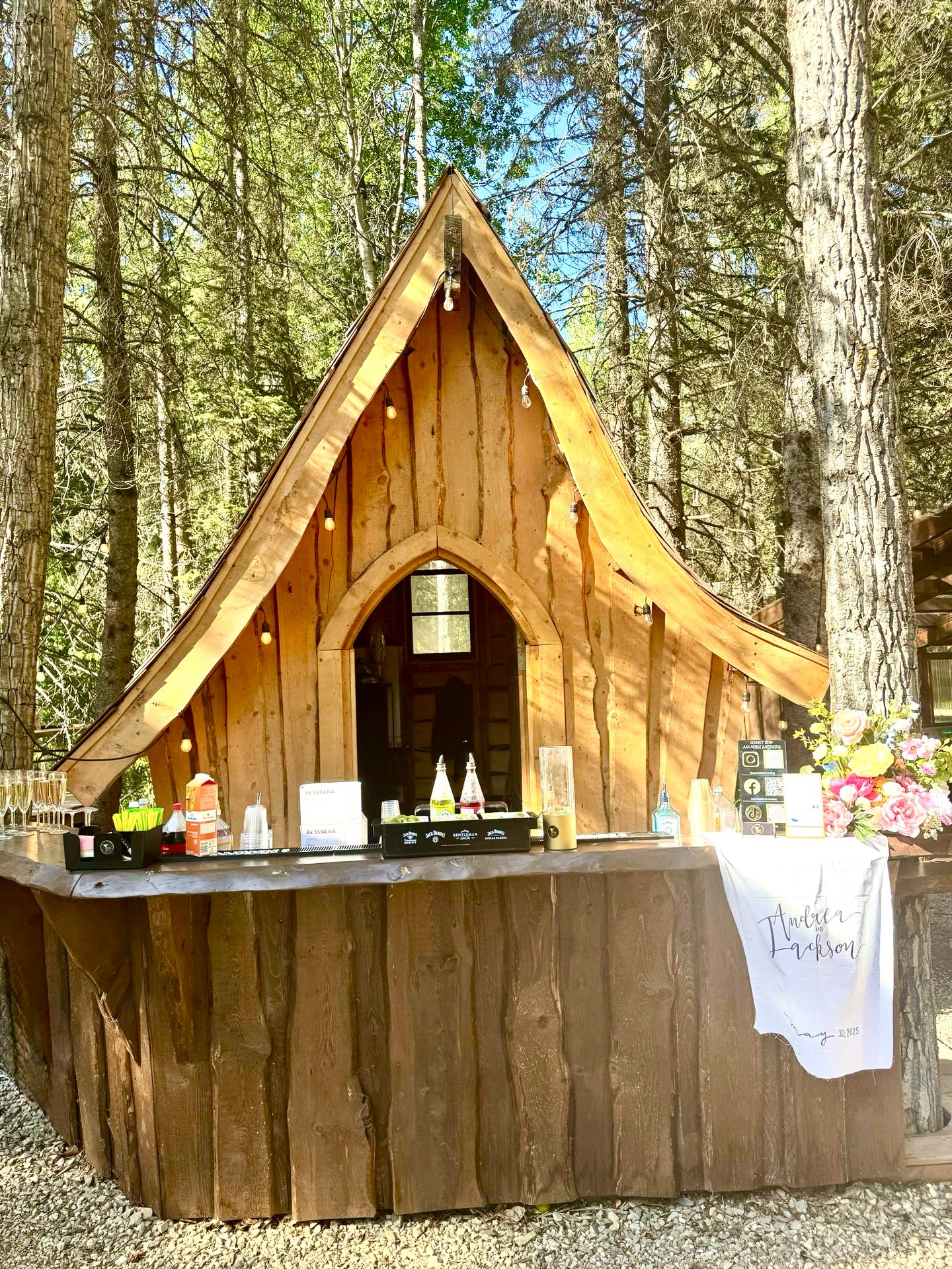 #weddingvenue #thevalleyweddings #bar #weddingbartenders