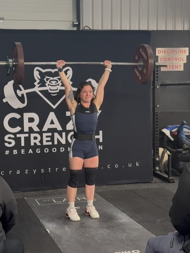 A great day out @crazystrengthhq
Snatches didn’t quite go to plan, but the money is made on clean and jerks and to hit a 1.5 times bodyweight lift for a PB was the 🍒 on top.
This competition was the one I was most physically prepared for. I’ve worked bloody hard every single training session and am not afraid to say that I’m proud of my achievements. Having @angelawl_ in my corner has been game changing for self belief. If she says I can do it, then I believe I can do it to.
This was also the first time competing in a lower bodyweight category, and yet I felt stronger than ever. There was more in the tank for sure.
Snatches - 52x - 53 - 55x
Clean and Jerk - 68 - 70 - 72 🔔 PB
Bodyweight - 47.3kg
Now back to the hard work and hungry for more.