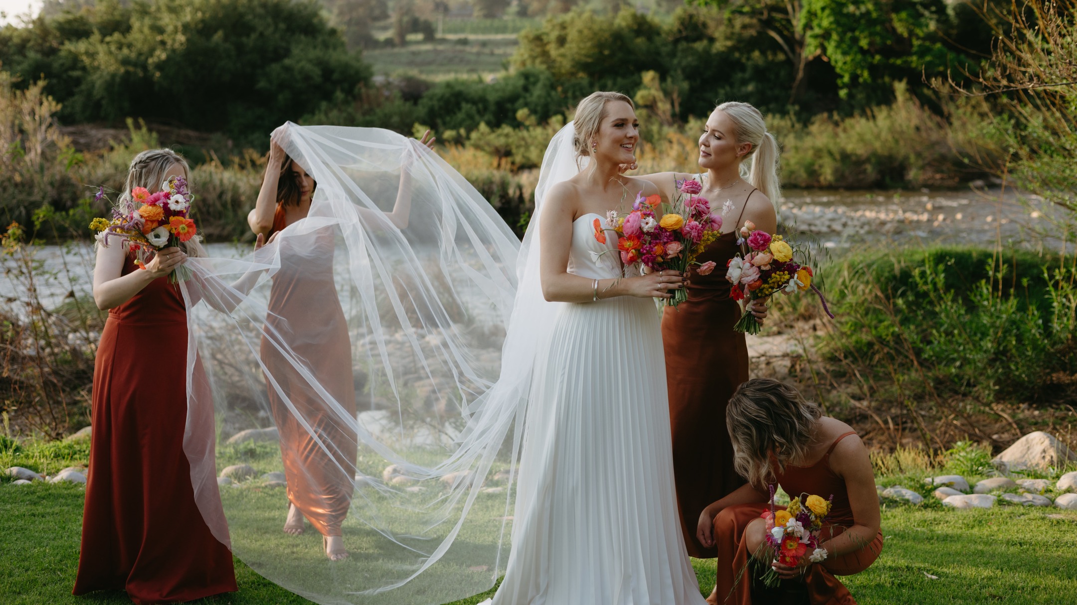 Wedding tips for Olive Rock * think through climate comfort - fans, shall, umbrellas, blankets *little things that keep guests comfortable make a big difference