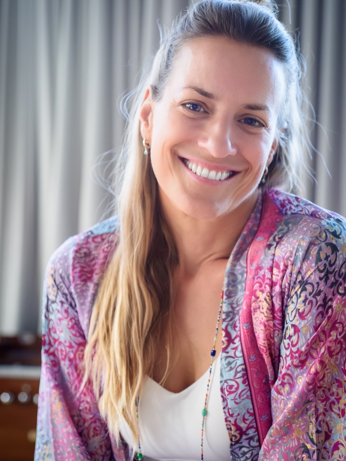 II R E V I E W II
.
Bereits ist mehr als eine Woche vergangen, seit wir zusammen kommen und die grosse Vielfalt des Yogas erleben durften.
.
Es war wie immer wunderschön und emotional zugleich. Begegnungen, die unser Herz berührten und Momente, die wir immer in uns tragen werden.
.
Danke, dass du Teil davon warst.
.
Weitere Bilder von der wundervollen @helloimage.de folgen demnächst.
.
Der Super Early Bird ist noch bis 31. März 2026 gültig. Das neue Datum für 2027 steht fest: 5. bis 7. März.
.
.
#yoga #meditation #yogafestival #yogaschweiz