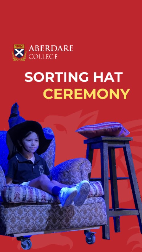 The Sorting Hat Ceremony doesnât only decide which castle our 1st graders belong toâŠ
It also pairs each of them with a 6th grader who will guide, support and accompany them throughout the year.
A little magic, a lot of friendship.
Little Big Friends Project