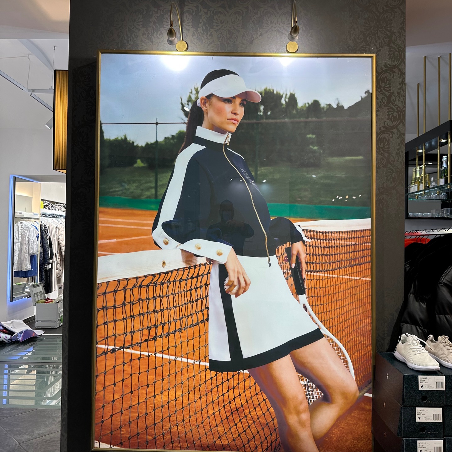 Výroba velkoformátových posterů pro Goldbergh #vyrobareklamy #reklamapraha #tiskbanneru