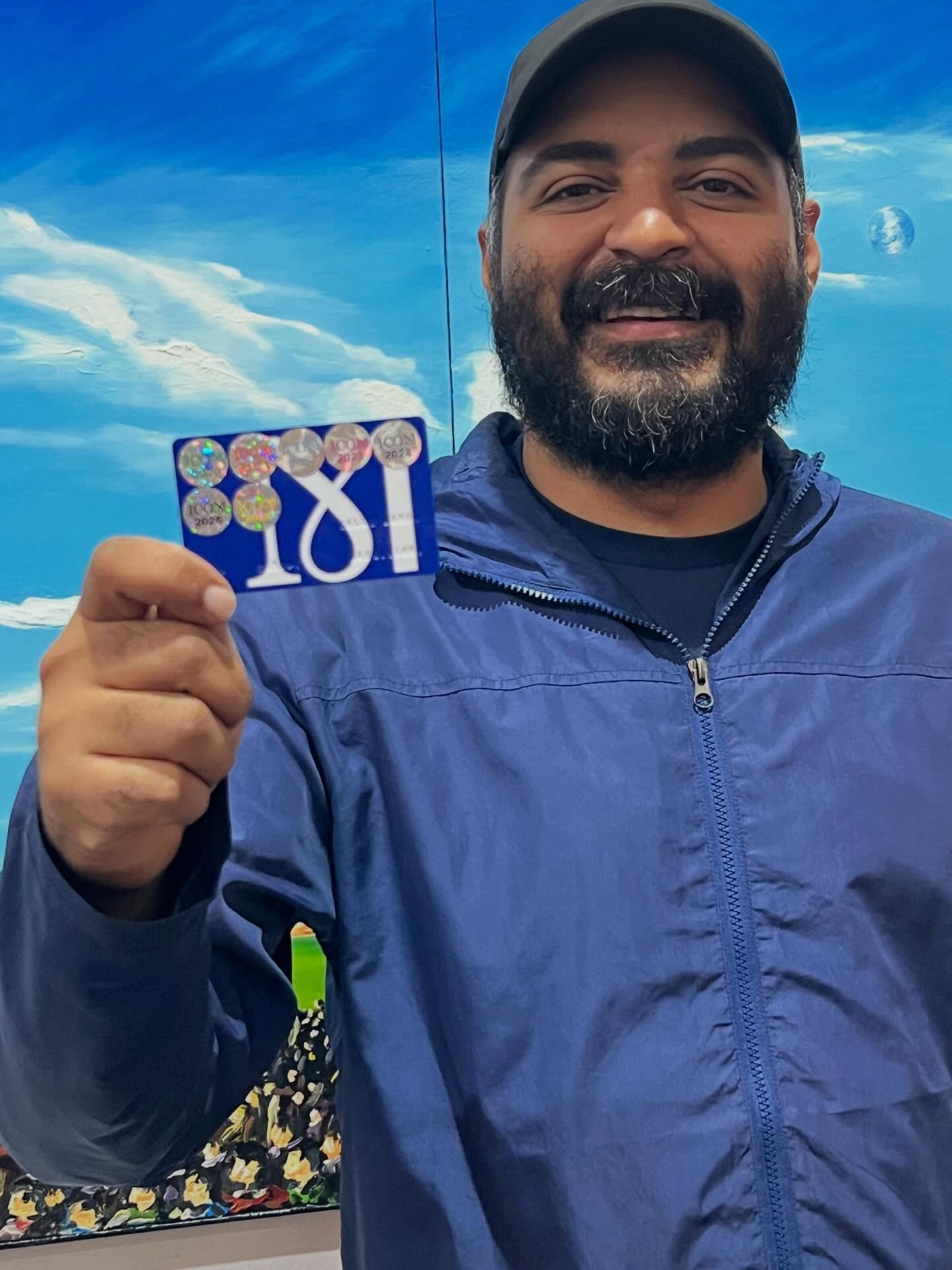 🏛️💙 ¡Ya está disponible la Pegatina ICOM @icomofficiel 2026!
Es un honor mostrar el primer ejemplar del 2026 en manos de nuestro vicepresidente, el museólogo Johan Rojas @johanrop . Este pequeño distintivo no solo acredita nuestra membresía, sino que simboliza la unidad y el compromiso de los profesionales de la museología en Venezuela.
📢 Atención a todos los miembros de ICOM Venezuela @icomvenezuela :
Los esperamos para retirar su pegatina correspondiente al año 2026. Para coordinar la entrega, deben comunicarse directamente con nuestra Tesorería y Secretaría a través de sus correos y grupo de WhatsApp.
¡Sigamos fortaleciendo nuestra red museística!
#ICOM #ICOMVenezuela #Museología #Patrimonio #MuseosVE