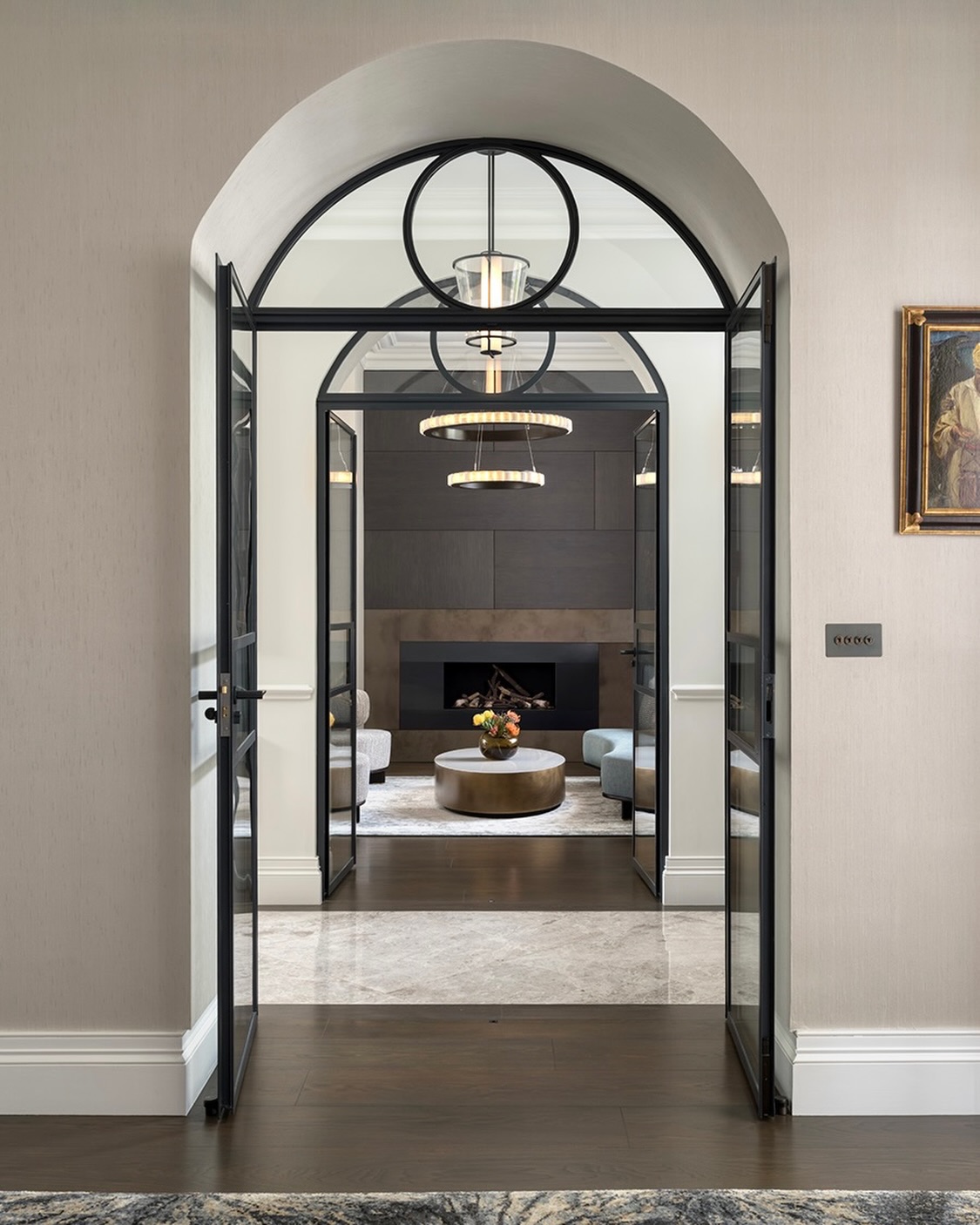 Built in the 1850s, this grand Victorian villa was transformed for an international family whose heritage crossed continents and who sought a “forever home” that balanced beauty, practicality and comfort.
We worked in close collaboration with interior designers @tollgardstudios and contractors @bascombdrew on the project.
Photography: @richardgoodingphotography