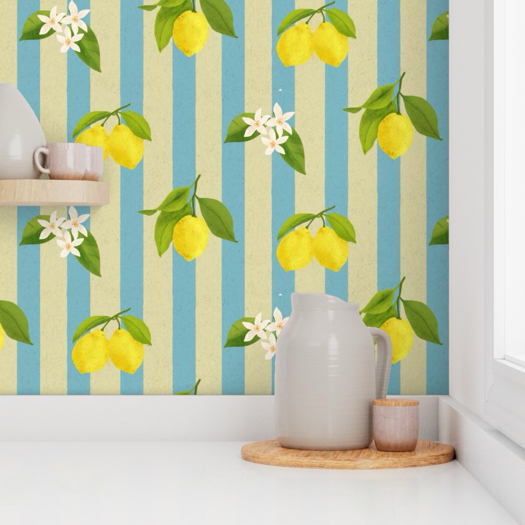 Die Zitronen haben sich vermehrt und sind zu einer Minikollektion gewachsen. Dieses und ein weiteres Muster gibt es auf #spoonflower (Link in meiner Bio). Ich finde dieses Muster super für Tischwäsche, Kissen, Servietten, Küchenhandtücher oder vielleicht sogar für diese sommerfrische Küchentapete. 🍋☀️😎 #patterndesign #lemondesign #wallpaperdesign #surfacepatterndesign