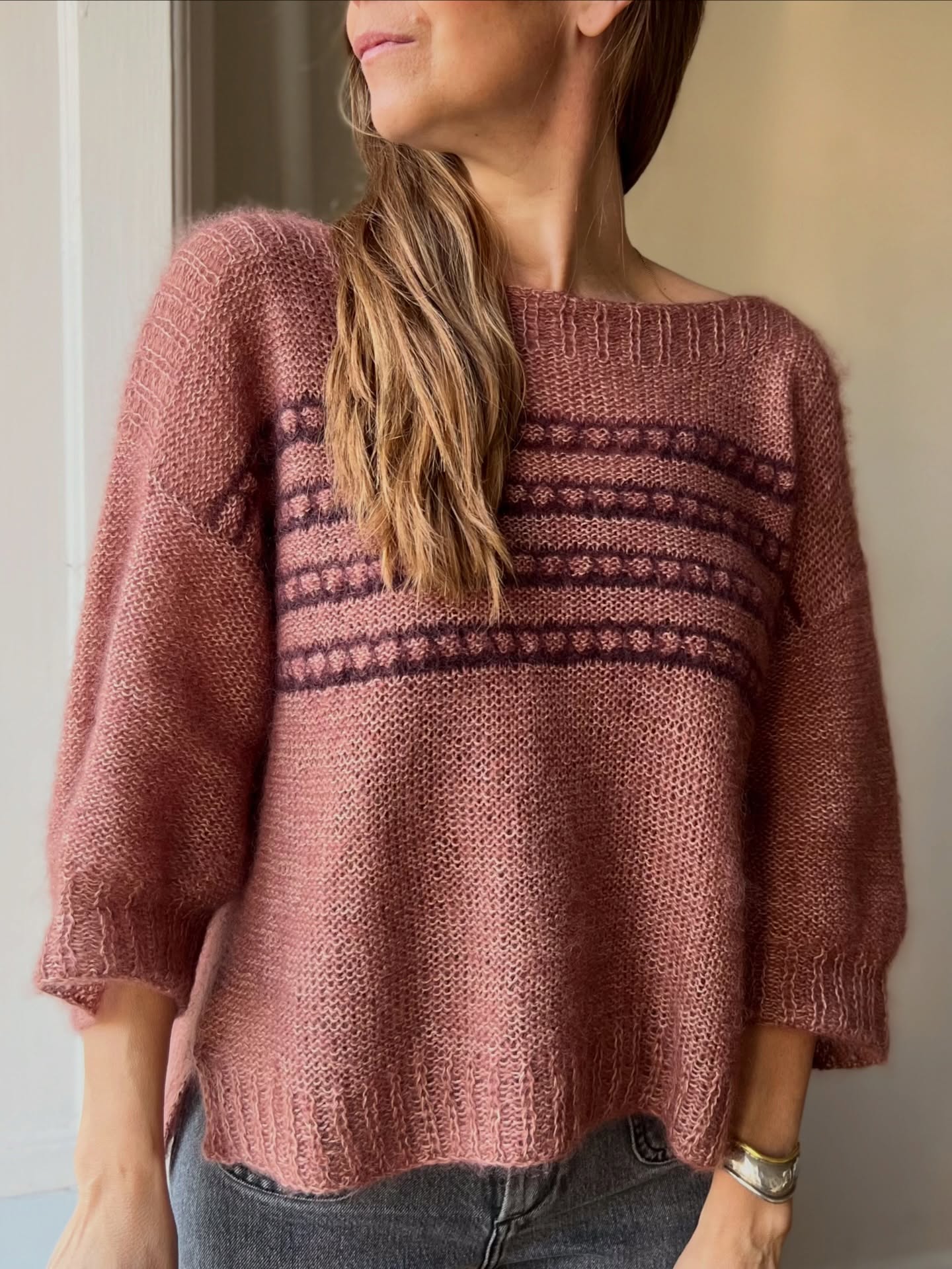 L u c i a B l o u s e
Having a big crush on this color combination.
Pattern available on Ravelry and at www.refinedknitwear.com
-
-
-
#isagerarchives2 #knitwear #isageryarn #refinedknitwear #luciablouse