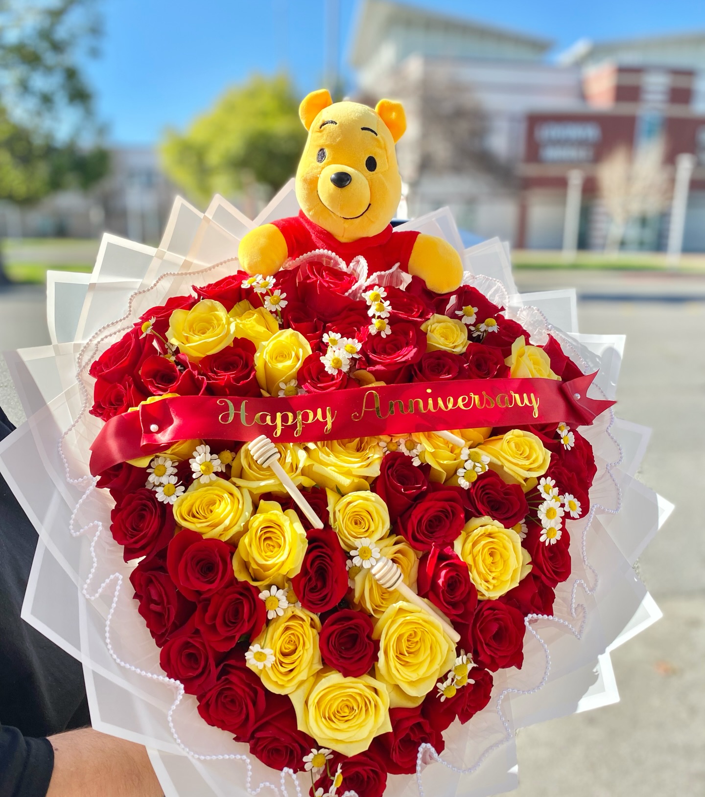 Your friendly reminder that your girl wants a Winnie the Pooh theme bouquet this Yellow Flower Day (March 21st)🌹🍯🌼💛
#floresamarillas #flores #parati #fypppppppppppppppppppppppppppppppppppppppppppppppppppppppppppppppppppppp